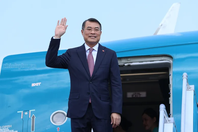 Thủ tướng Lê Minh Hưng lên đường thăm chính thức Lào và Campuchia- Ảnh 1. Thủ tướng Lê Minh Hưng lên đường thăm chính thức Lào và Campuchia- Ảnh 1.