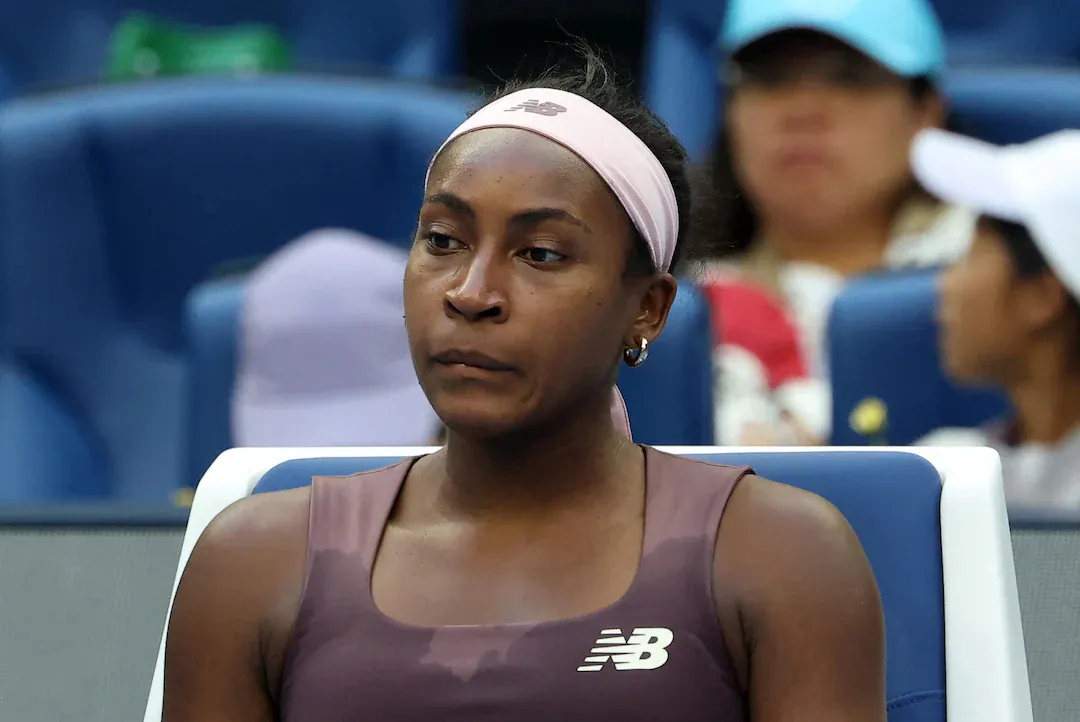 Coco Gauff dừng bước tại China Open, rút khỏi Wuhan Open - Ảnh 1.