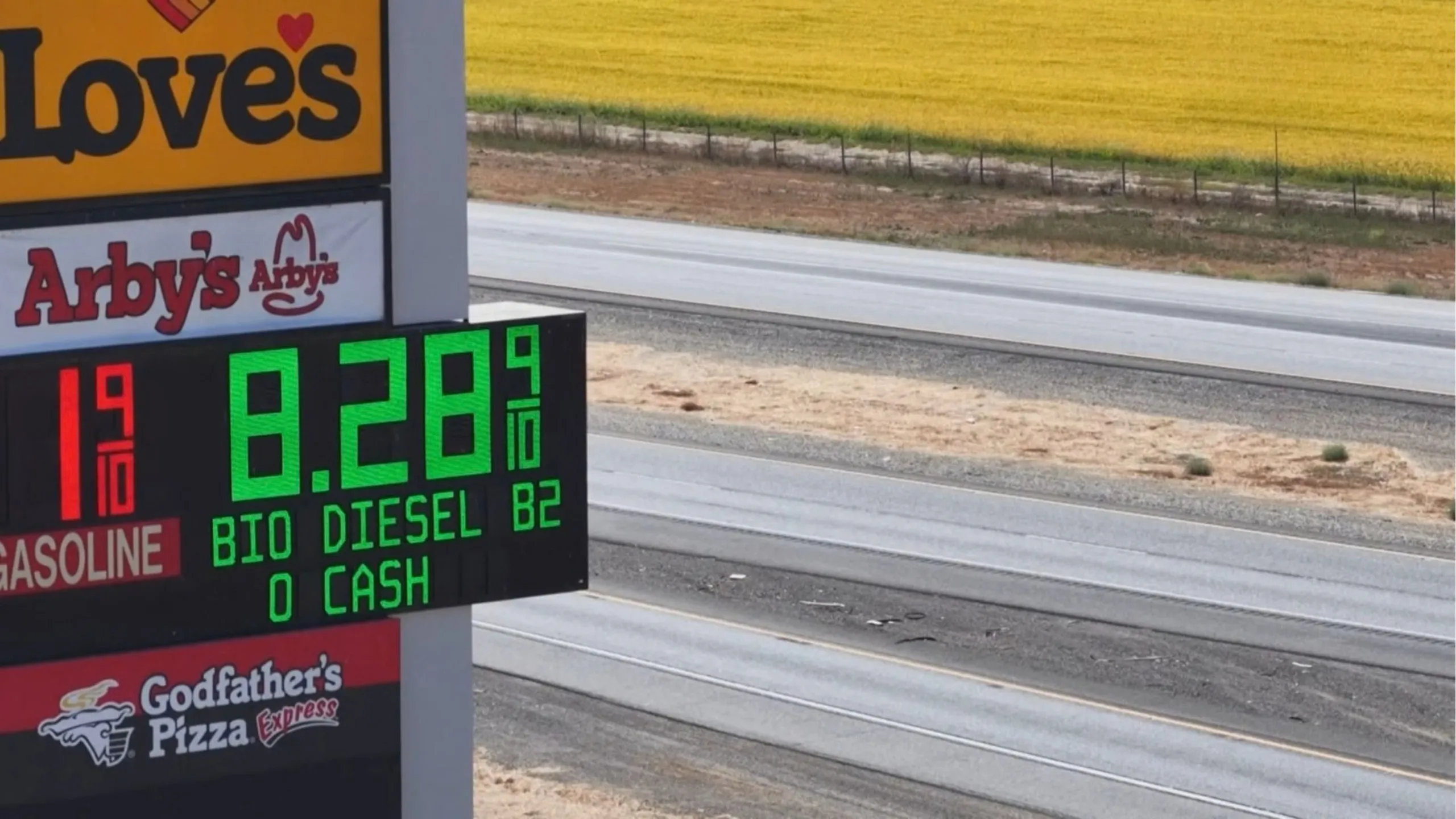 NRTG: Giá dầu diesel lập đỉnh, G7 xả 100 triệu thùng dầu dự trữ - Ảnh 4. NRTG: Giá dầu diesel lập đỉnh, G7 xả 100 triệu thùng dầu dự trữ - Ảnh 4.