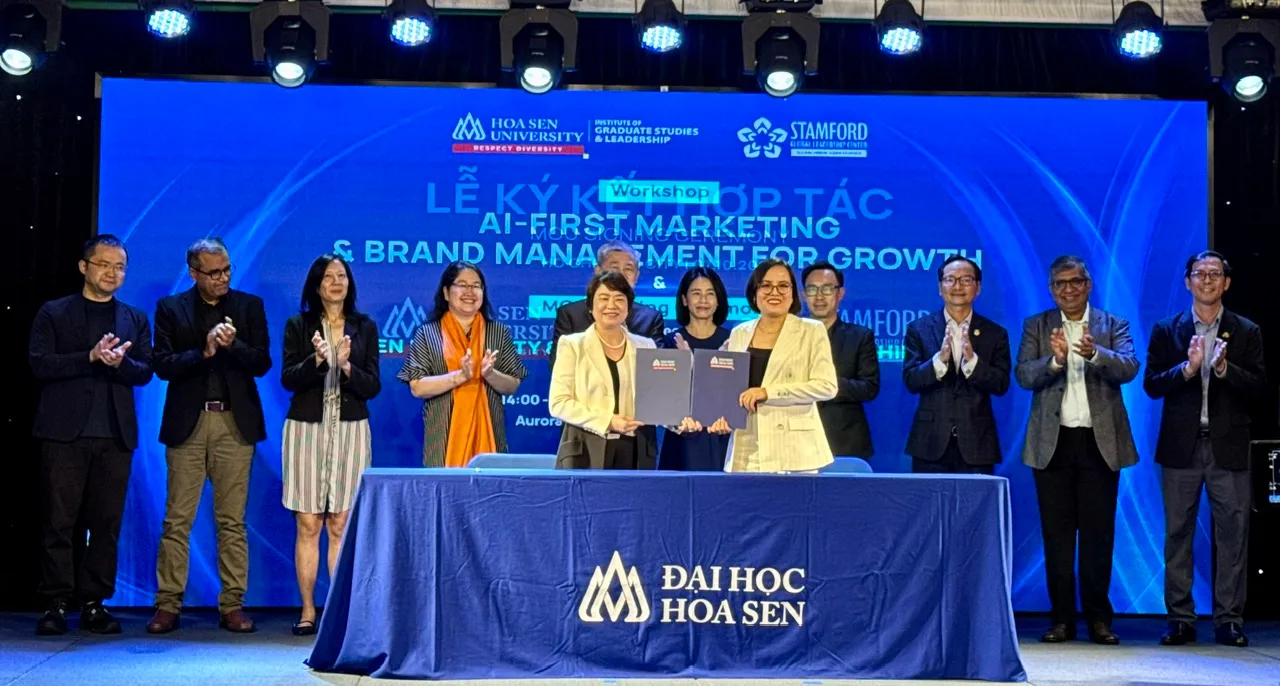 Ký kết biên bản ghi nhớ hợp tác giữa Đại học Hoa Sen và Stamford Global Leadership Center - Ảnh Bá Nam