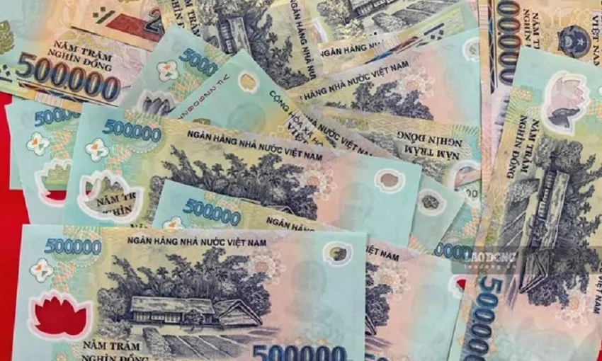 Lãi suất ngân hàng ngày 8/10: Lãi suất trên 7%/năm ở kỳ hạn 6–12 tháng