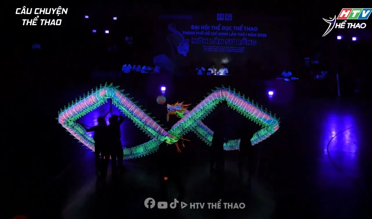 Rồng dạ quang mở ra bước tiến mới cho Lân Sư Rồng TP. Hồ Chí Minh - Ảnh 1.