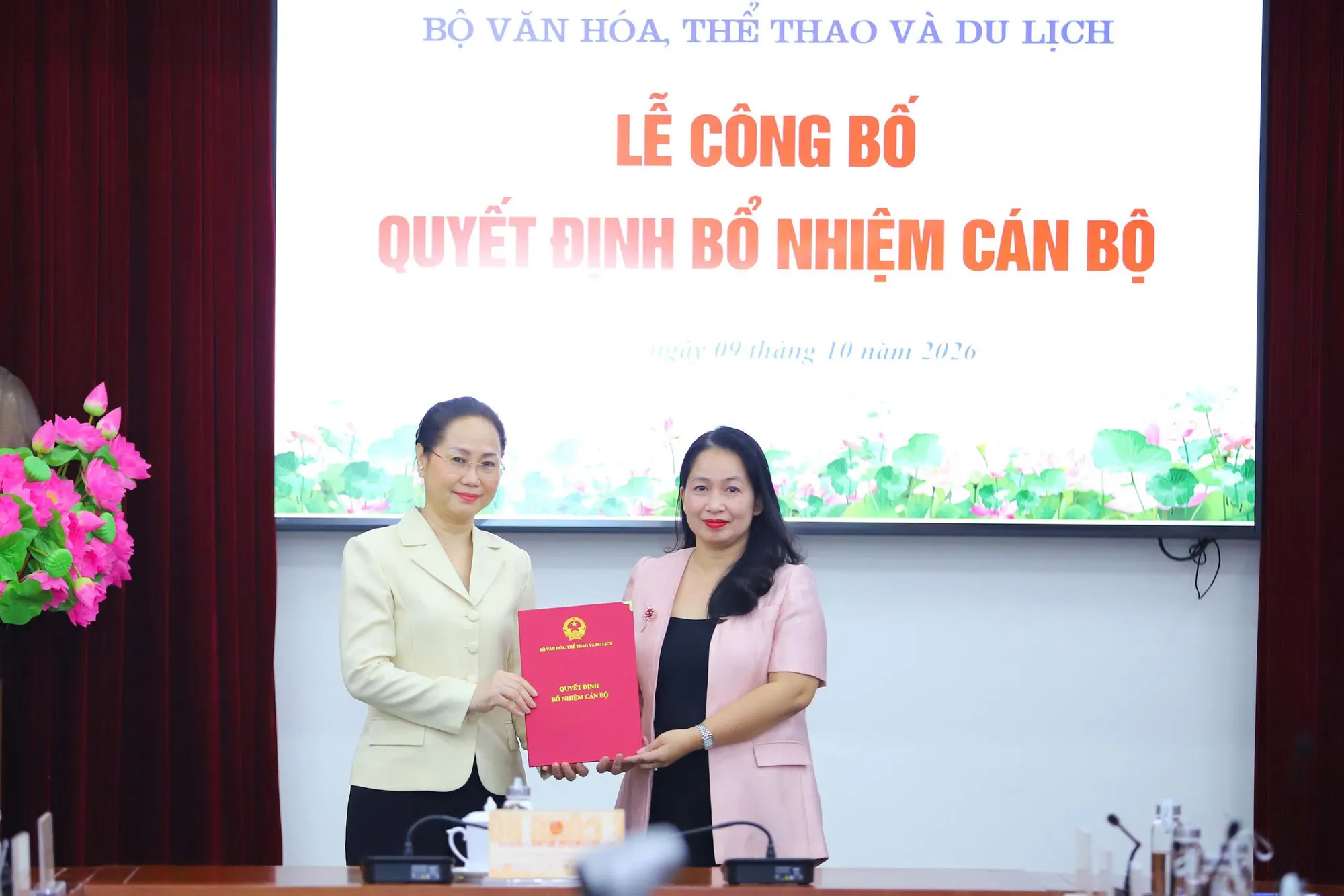 Bộ VHTTDL công bố và trao các quyết định bổ nhiệm cán bộ - Ảnh 9.