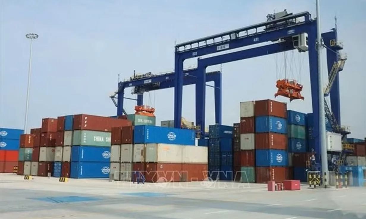 WTO nâng dự báo tăng trưởng thương mại toàn cầu lên mức 3,9%