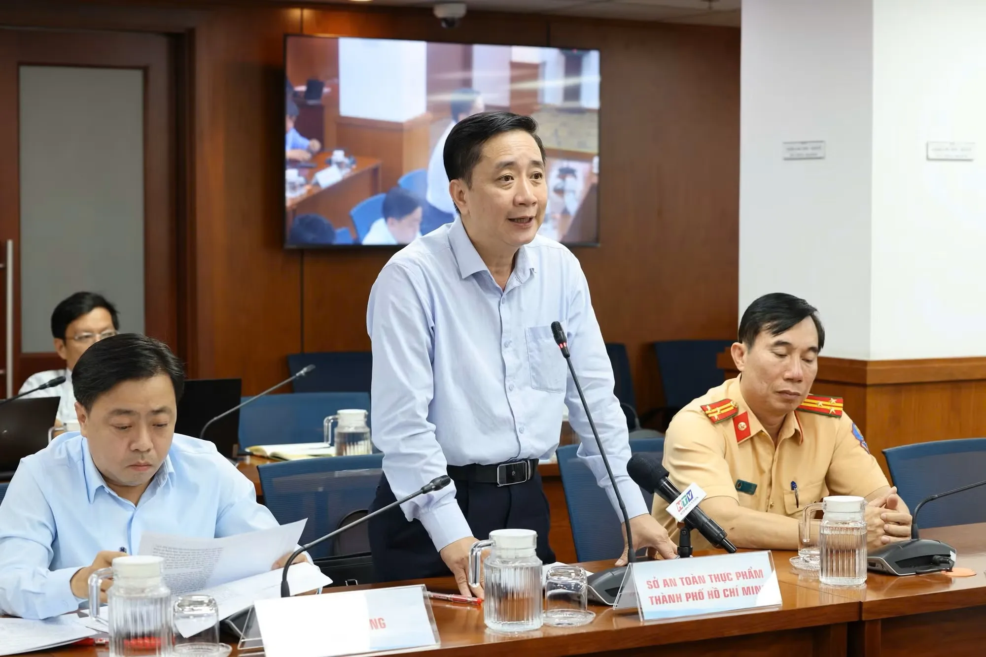 Ông Lê Minh Hải cung cấp thông tin về kế hoạch kiểm tra, đảm bảo an toàn thực phẩm tại buổi họp báo - Ảnh HT