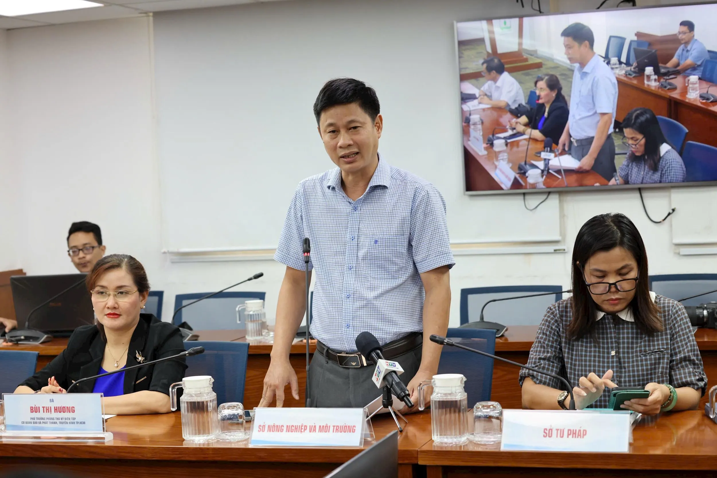 ong  tran nhan nghia