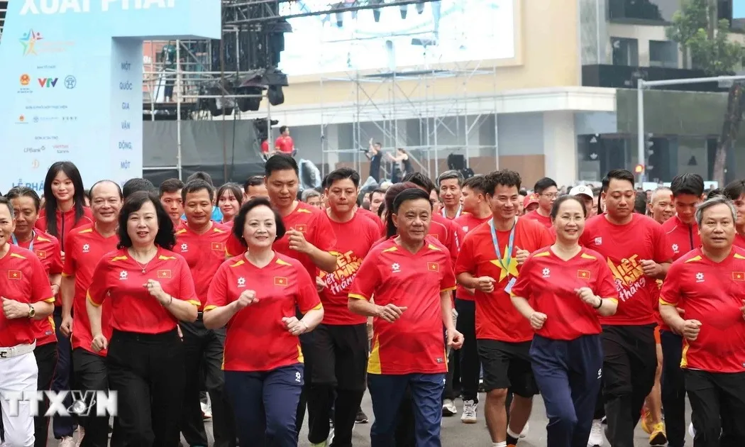 Phát động phong trào mỗi người dân tập luyện ít nhất một môn thể thao
