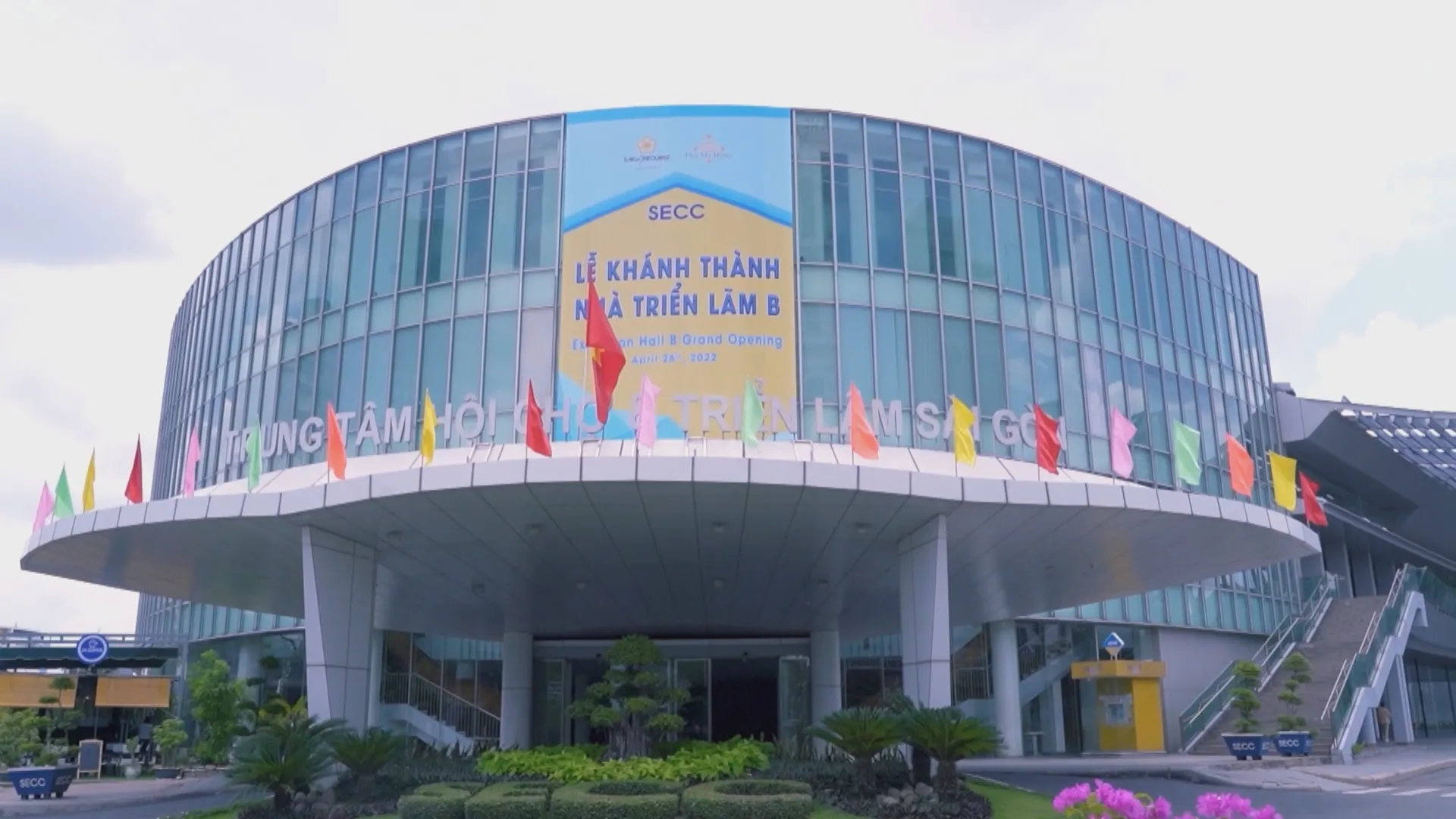 Mô hình phát triển mới dựa vào chuyển đổi xanh và nâng cao năng suất lao động