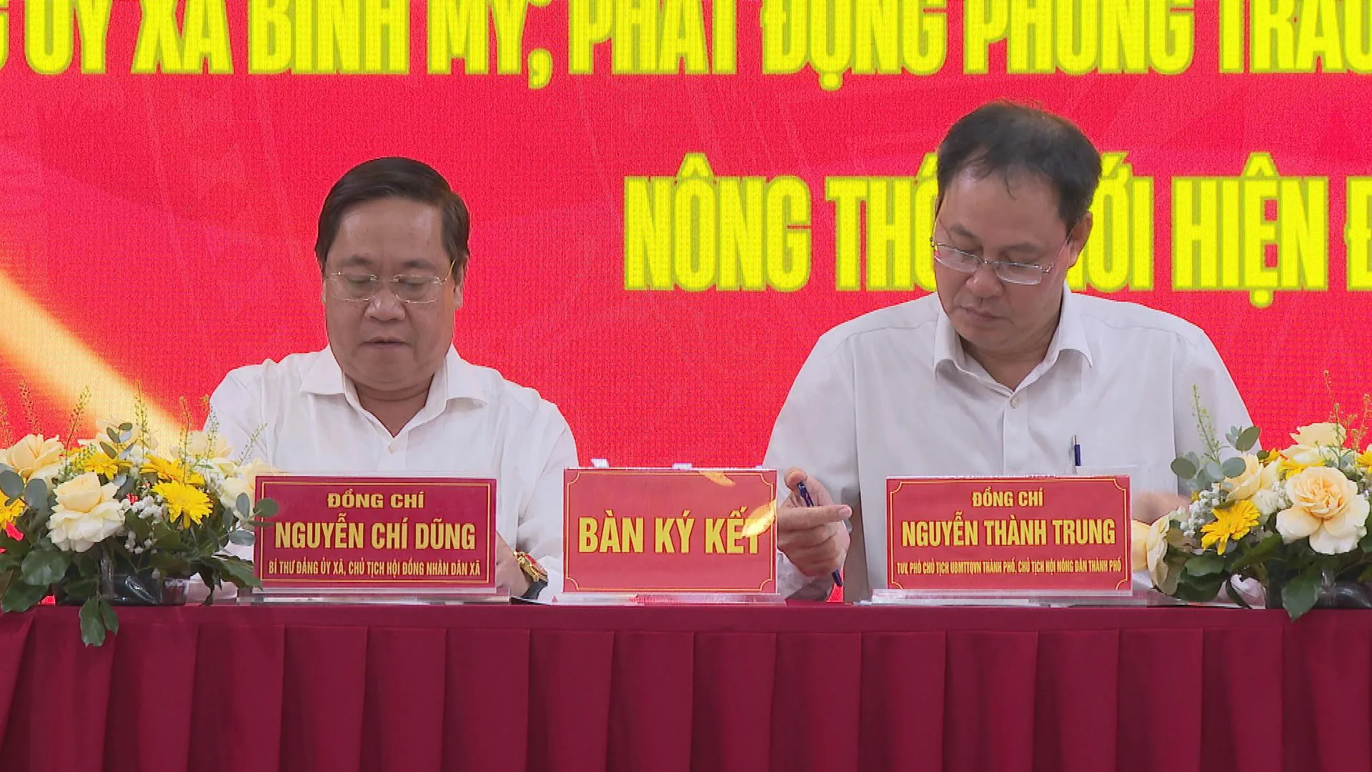 Đổi mới phương thức hoạt động hướng tới nông nghiệp xanh và sinh thái tại TP. Hồ Chí Minh - Ảnh 1. Lễ ký kết chương trình phối hợp giữa Hội Nông dân TP.HCM và Đảng ủy xã Bình Mỹ
