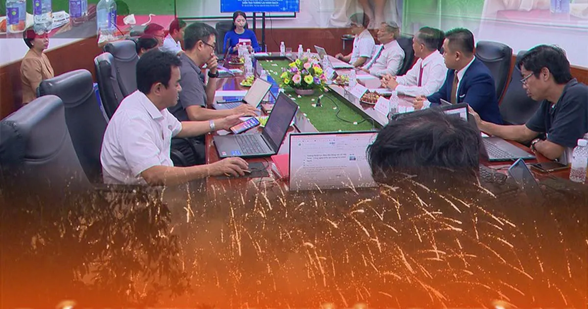 Người dân đón pháo hoa, gửi gắm kỳ vọng vào Hà Nội | Thời sự trưa HTV ngày 11/10/2026