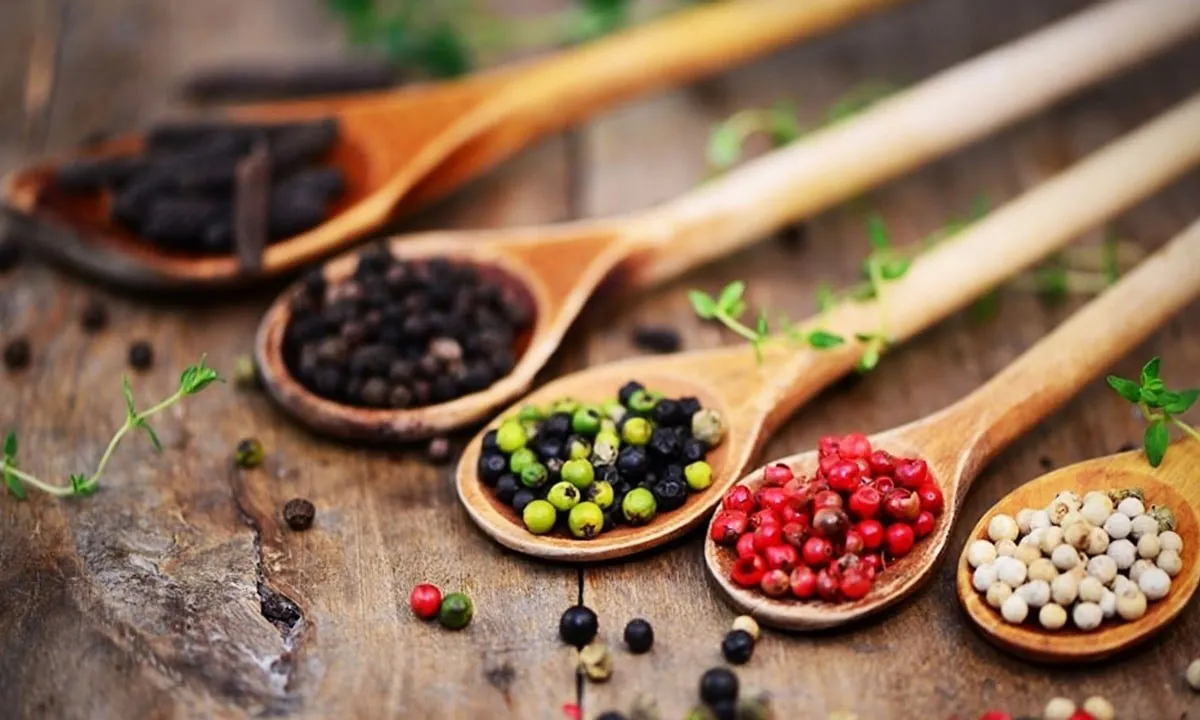 Giá hồ tiêu ngày 12/10: Giá trong nước cao nhất 140.000 đồng/kg