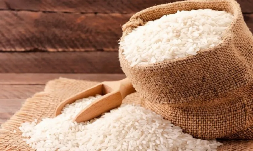 Ngày 12/10: Giá lúa gạo trong nước ổn định