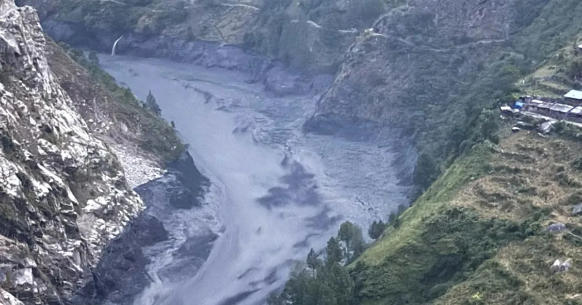Nepal khẩn trương sơ tán người dân sau lũ quét