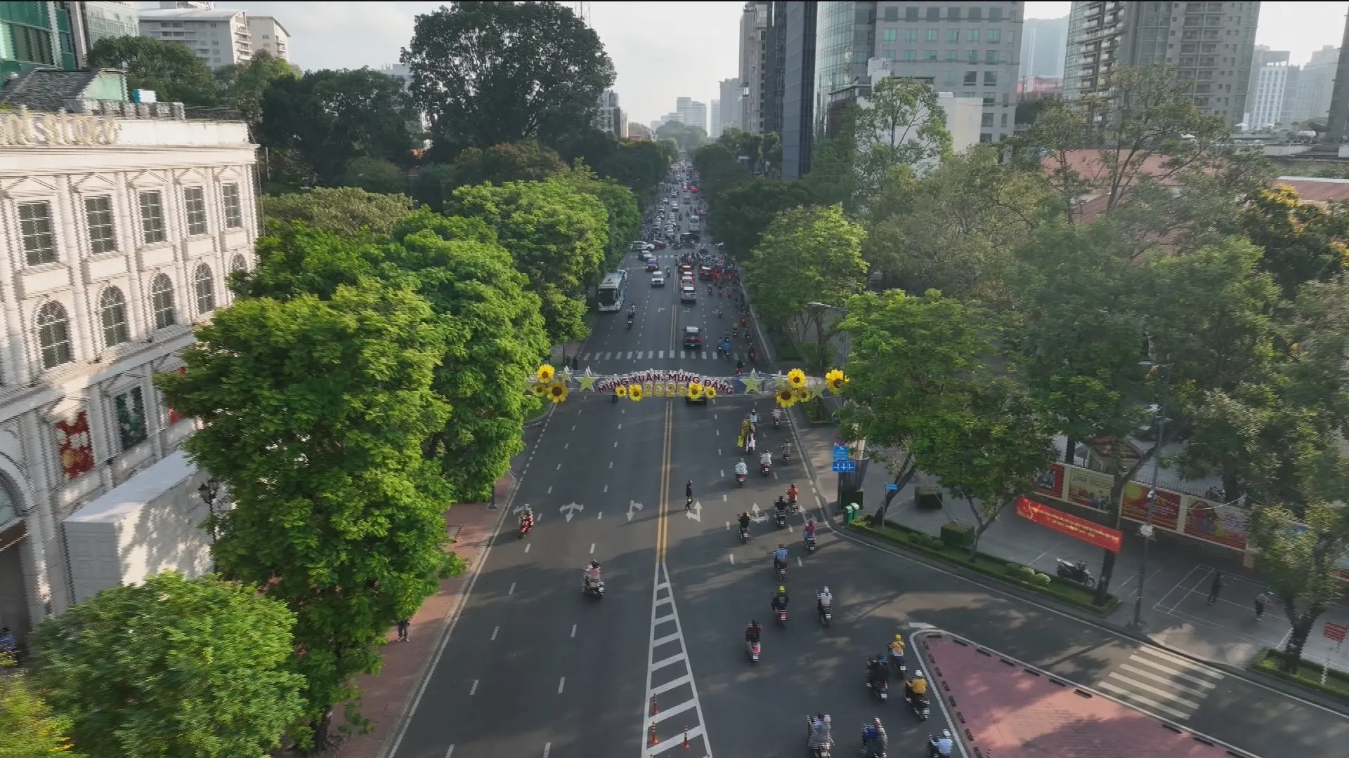 Du lịch TP. Hồ Chí Minh thu hơn 282.600 tỉ đồng sau 9 tháng - Ảnh 2.