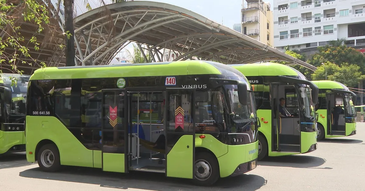 TP. Hồ Chí Minh tăng chuyến Metro số 1 và xe buýt phục vụ Lễ viếng, Lễ truy điệu và an táng hài cốt liệt sĩ