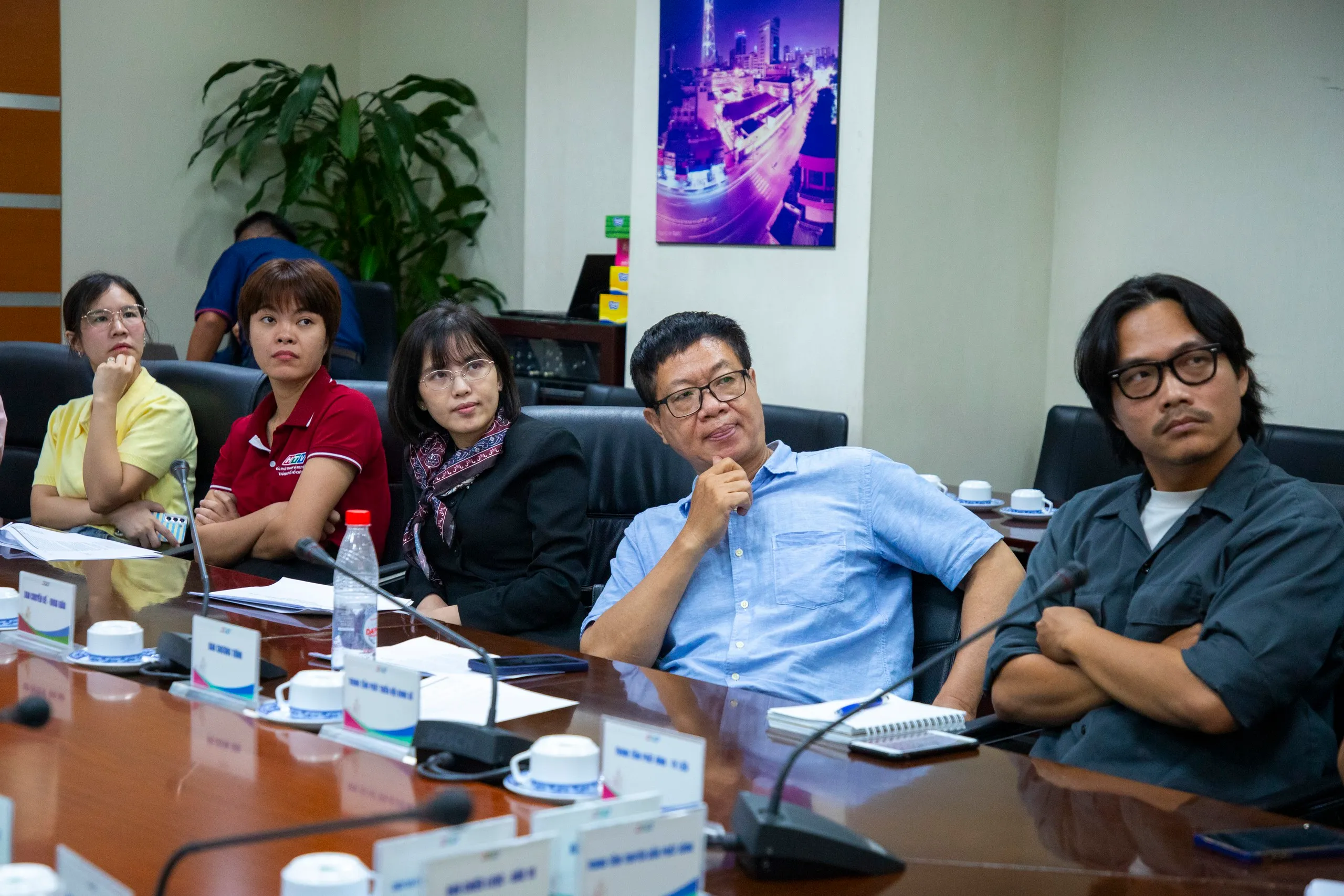 Ekip HTV hoàn thành chương trình truyền hình trực tiếp lễ truy điệu 731 hài cốt liệt sĩ - Ảnh 5.