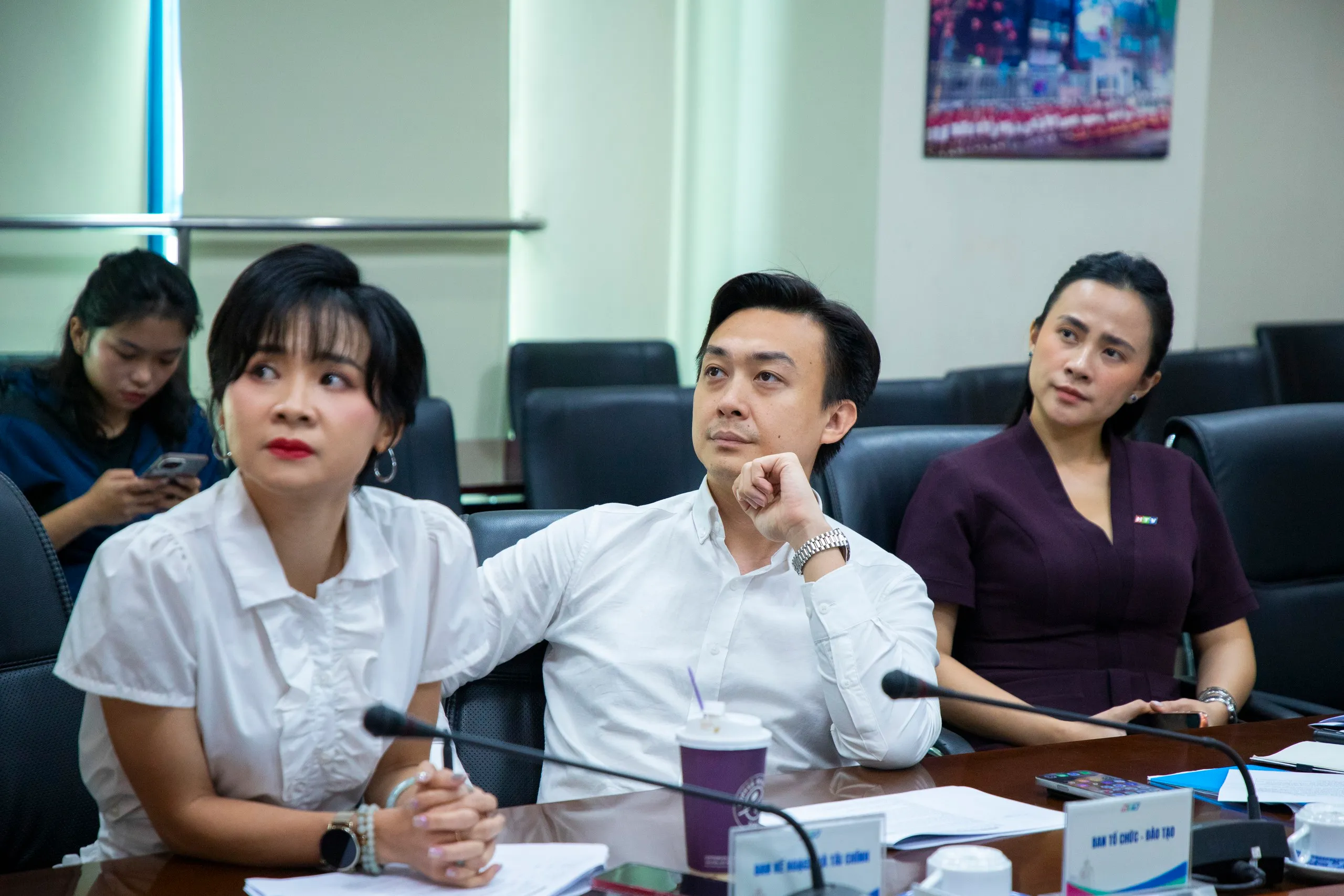 Ekip HTV hoàn thành chương trình truyền hình trực tiếp lễ truy điệu 731 hài cốt liệt sĩ - Ảnh 6.