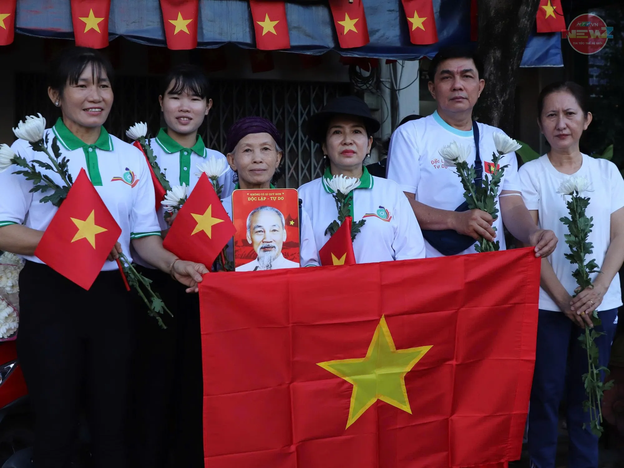 Trực tiếp: Lễ viếng, lễ truy điệu hài cốt liệt sĩ đã anh dũng hy sinh vì độc lập, tự do của Tổ quốc Việt Nam xã hội chủ nghĩa: Ngày hôm nay các Anh đã trở về - Ảnh 4.