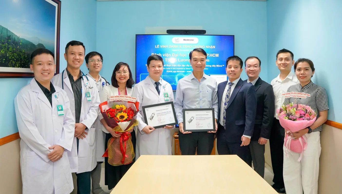 Bệnh viện Đại học Y Dược TP. Hồ Chí Minh được trao chứng nhận Trung tâm thực hiện độc lập Micra™, đồng thời TS BS. Lương Cao Sơn được trao chư
