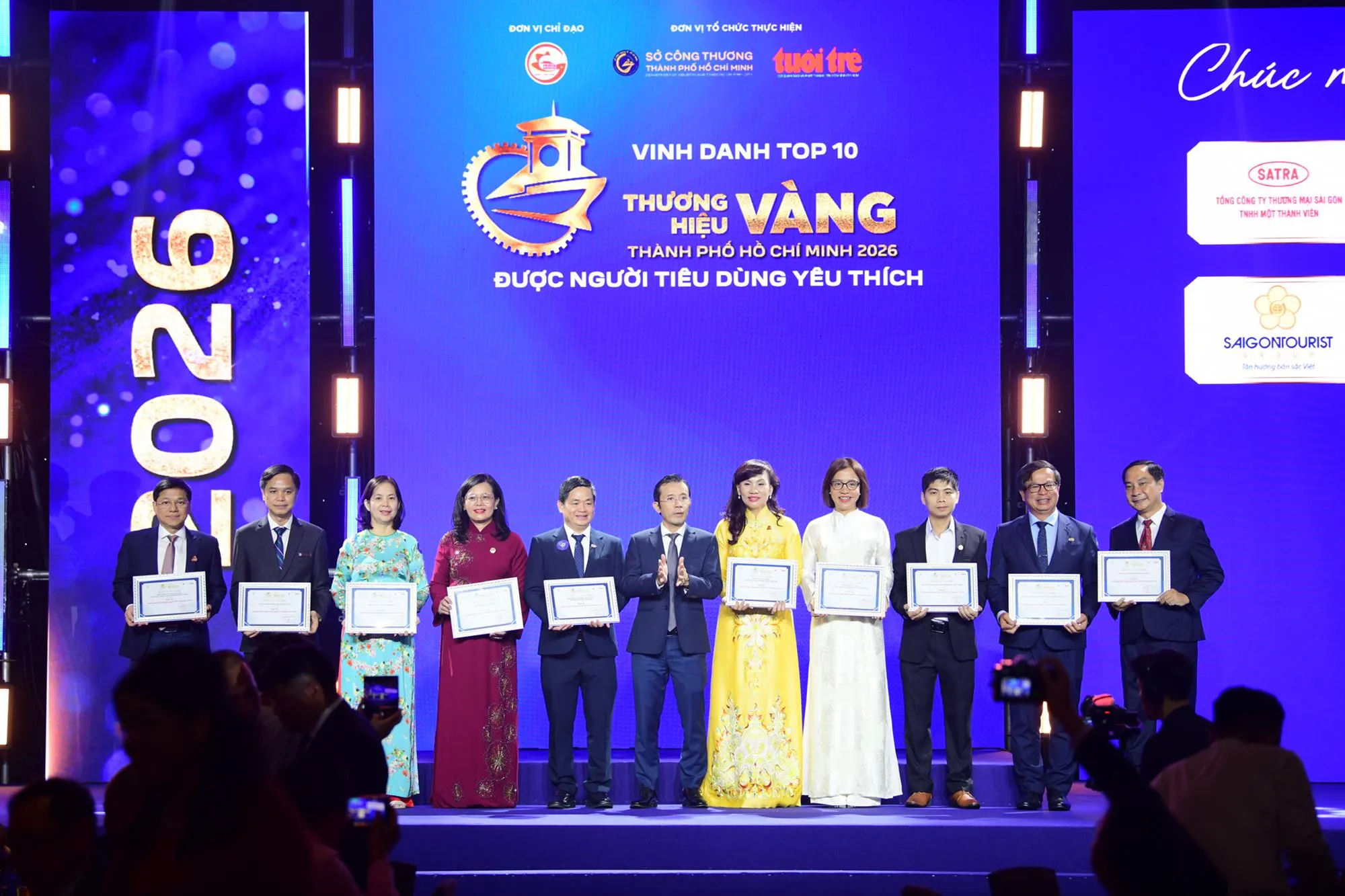 Co.opmart đạt danh hiệu top 10 thương hiệu vàng được người tiêu dùng ưu thích năm 2026