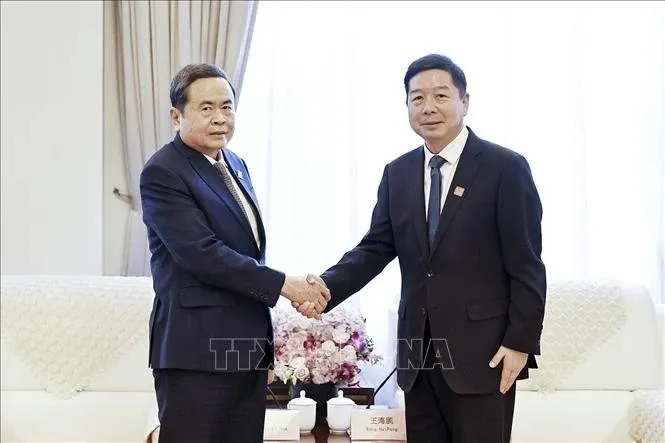 Chủ tịch Quốc hội Trần Thanh Mẫn tiếp Bí thư Thành ủy Diên An
