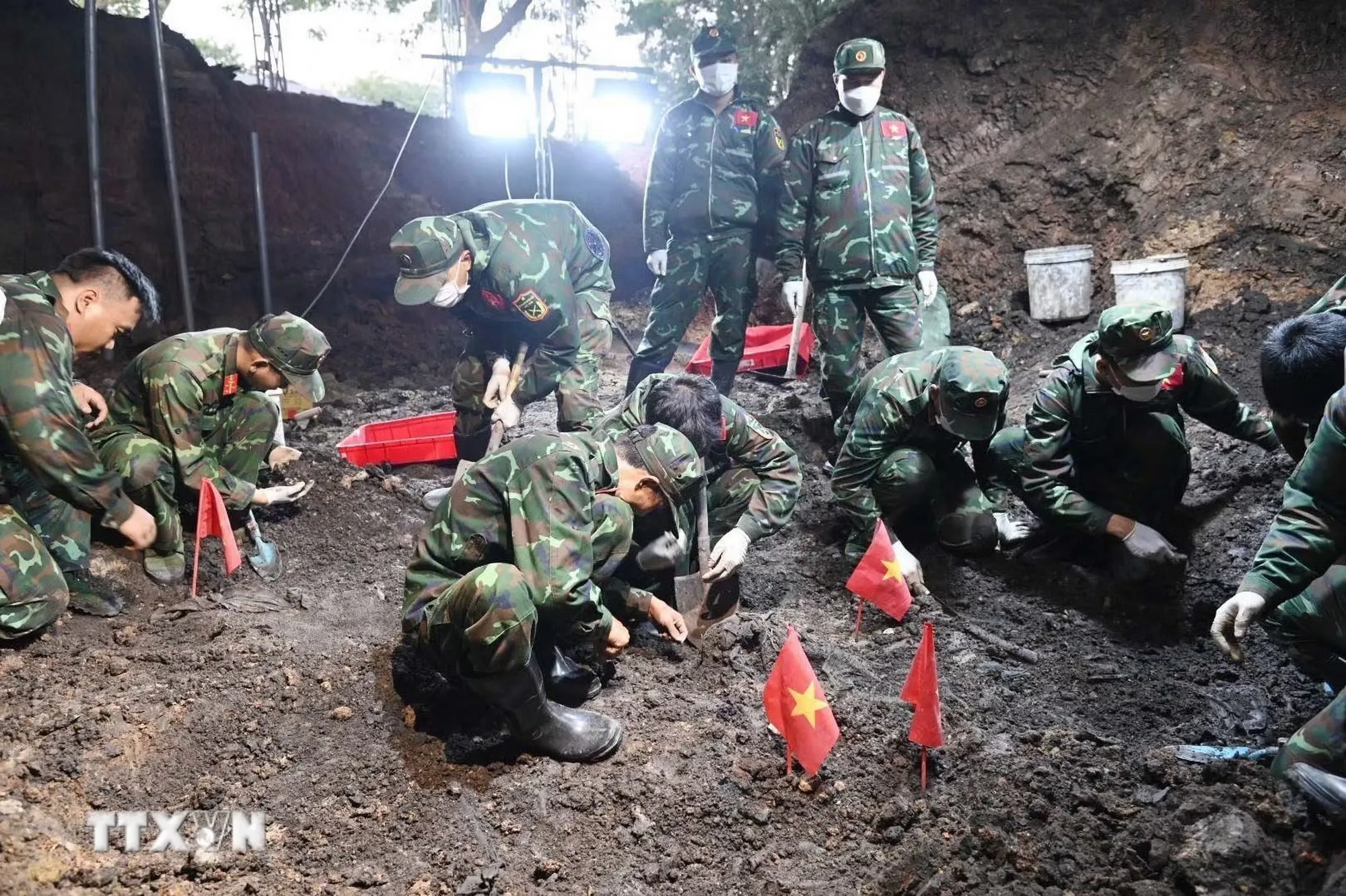 ttxvn-0909-cong-vien-le-thi-rieng-1.jpg