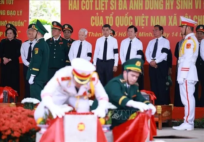 hai-cot-liet-si-1950.jpg