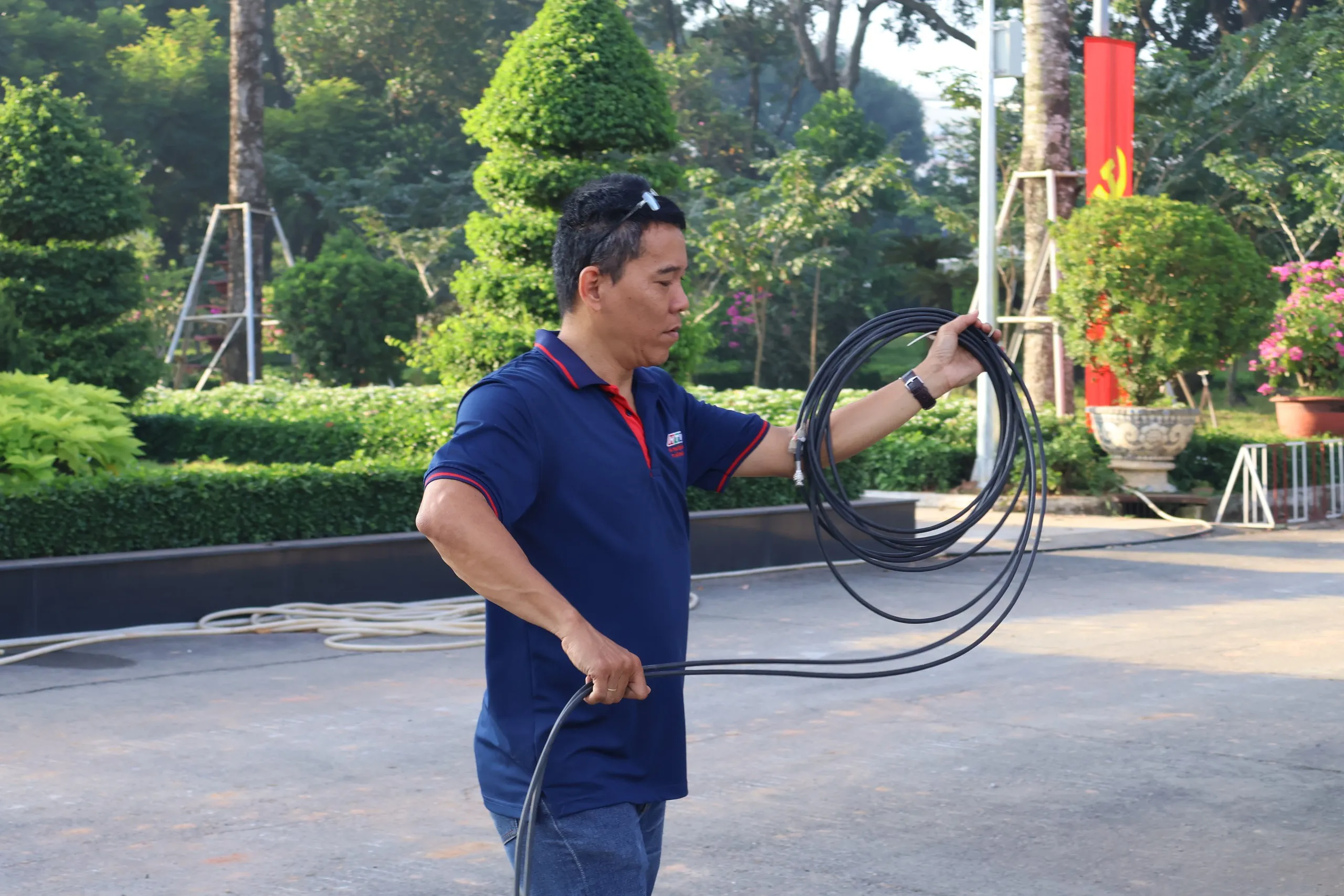 Ekip HTV hoàn thành chương trình truyền hình trực tiếp lễ truy điệu 731 hài cốt liệt sĩ - Ảnh 14.