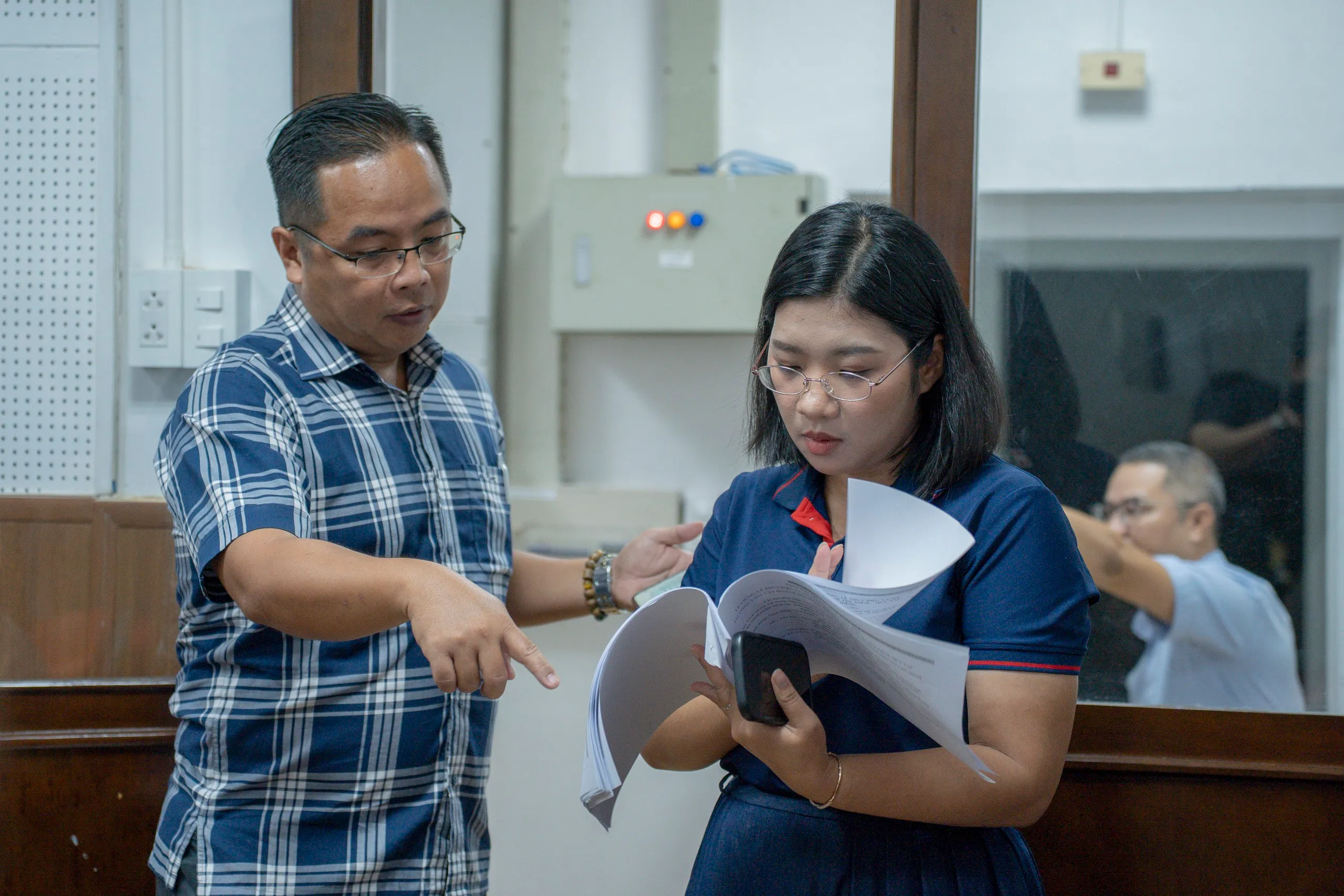 Ekip HTV hoàn thành chương trình truyền hình trực tiếp lễ truy điệu 731 hài cốt liệt sĩ - Ảnh 21.
