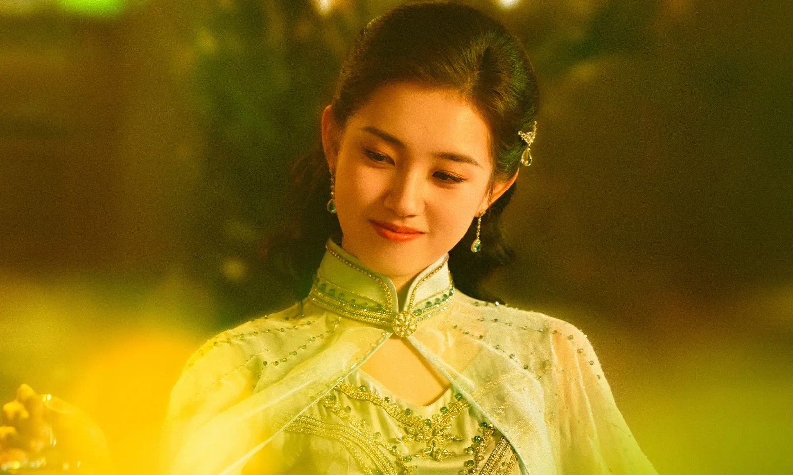 Ngọc Điệm Thu có nữ phụ vừa lạ vừa quen chiếm trọn spotlight