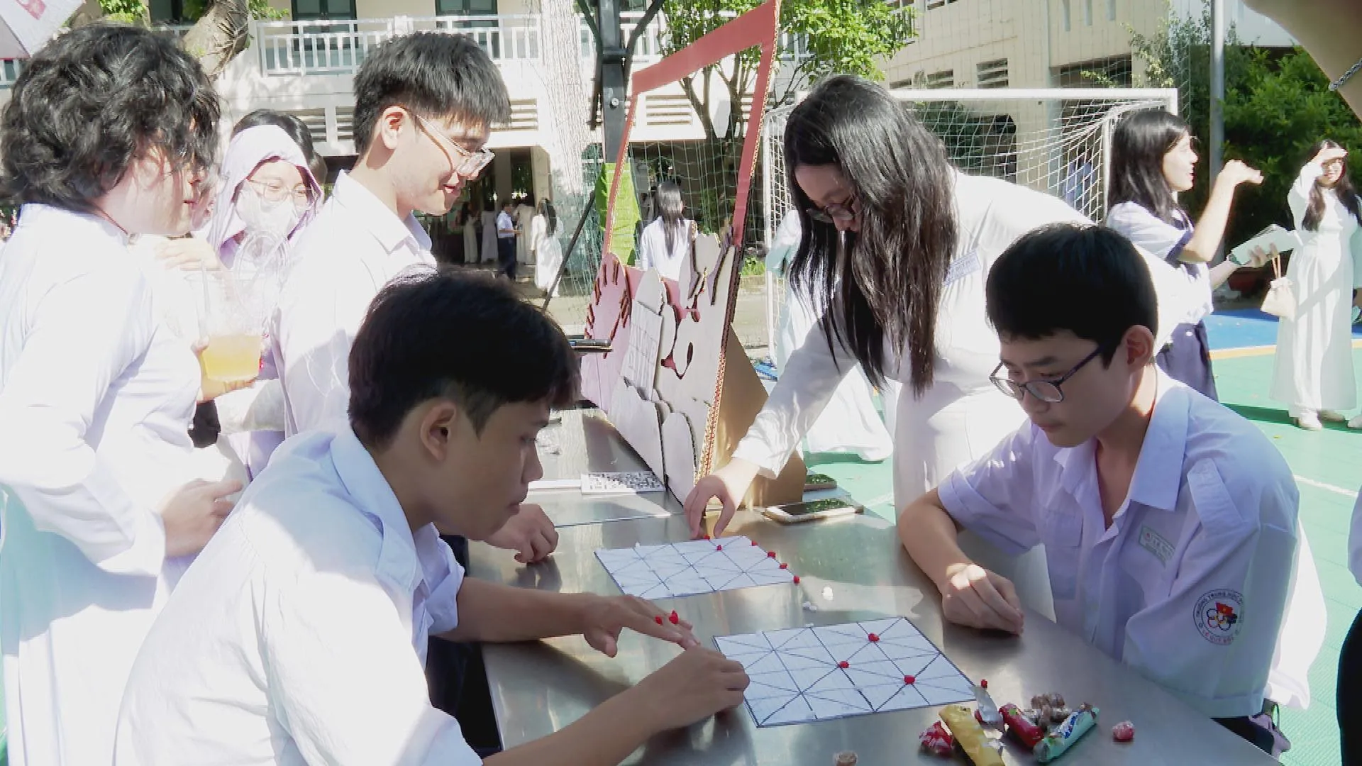 Kết nối di sản bằng góc nhìn hiện đại tại THPT Lê Quý Đôn TP. Hồ Chí Minh - Ảnh 5.