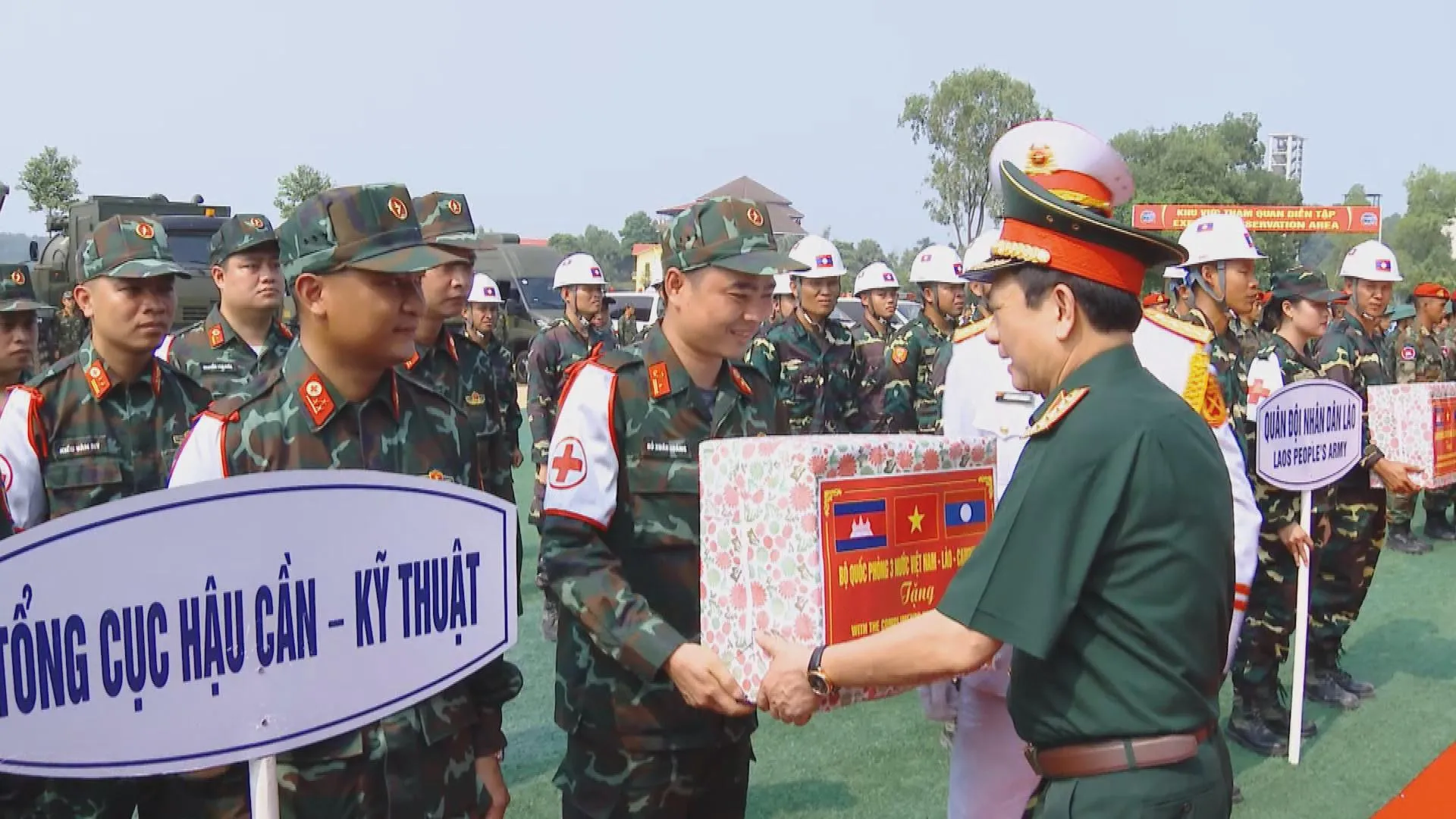 Việt Nam - Lào - Campuchia tăng cường hợp tác qua diễn tập quân sự chung  - Ảnh 3.