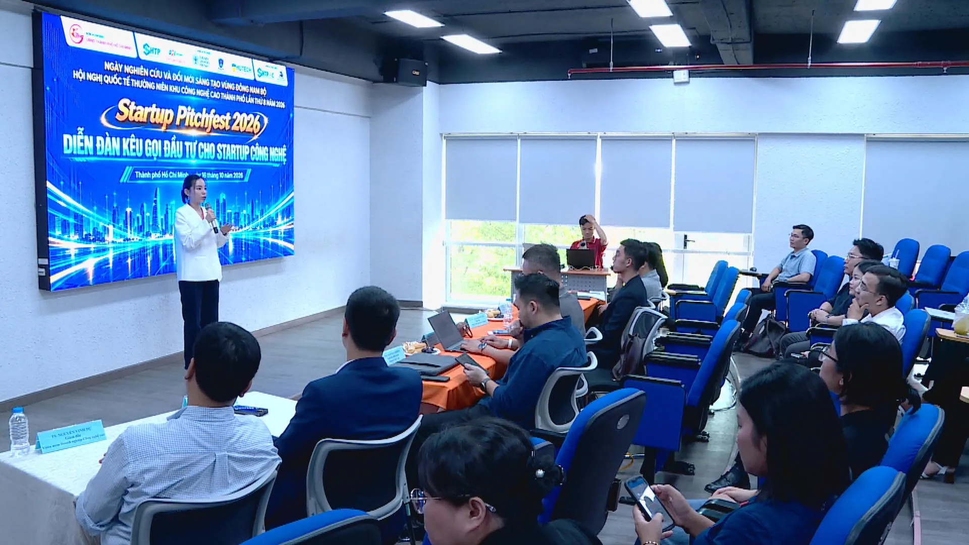 Startup trình bày dự án trước các quỹ đầu tư tại Startup Pitchfest 2026 - Ảnh 1. Startup công nghệ trình bày dự án tại Diễn đàn kêu gọi đầu tư Startup Pitchfest 2026
