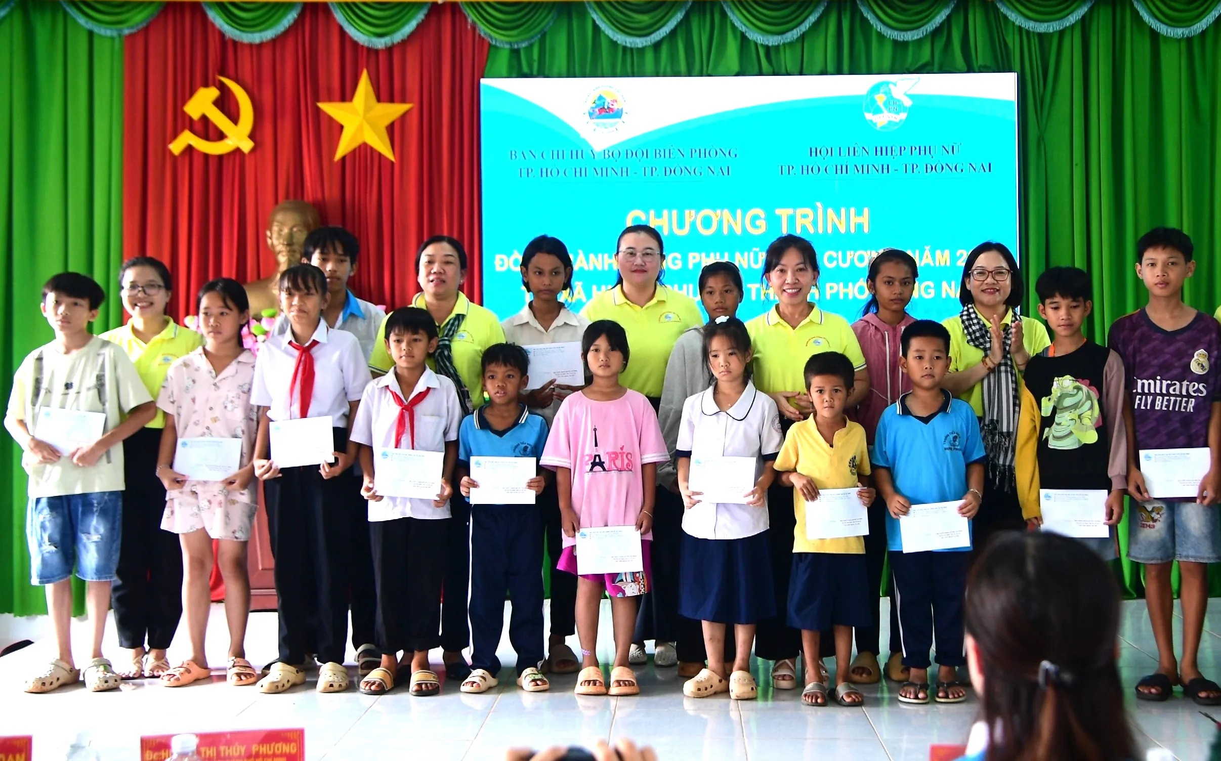 phu nu 1