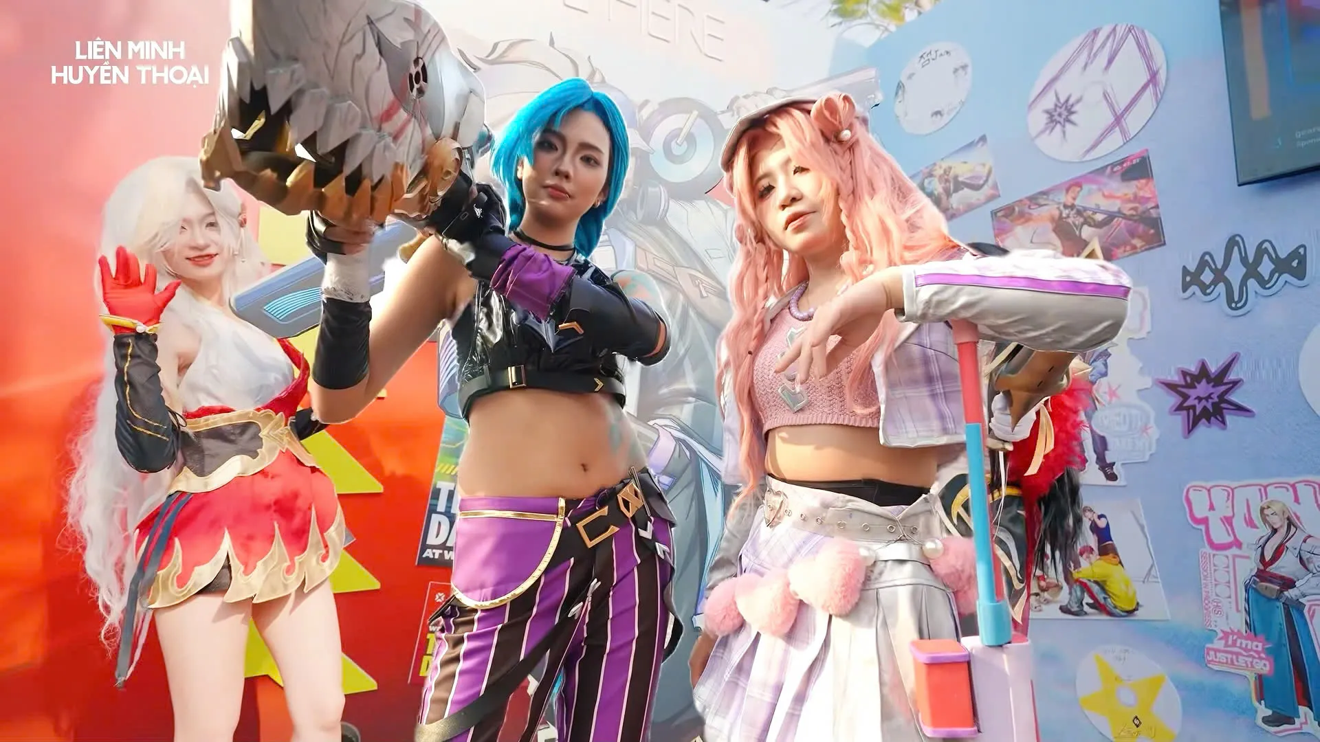 Games ON Hải Phòng 2026 thu hút gần 50.000 lượt khách - Ảnh 6. Tại ngày hội, những màn trình diễn cosplay cũng đưa các nhân vật trong thế giới số đến gần hơn với đời thực