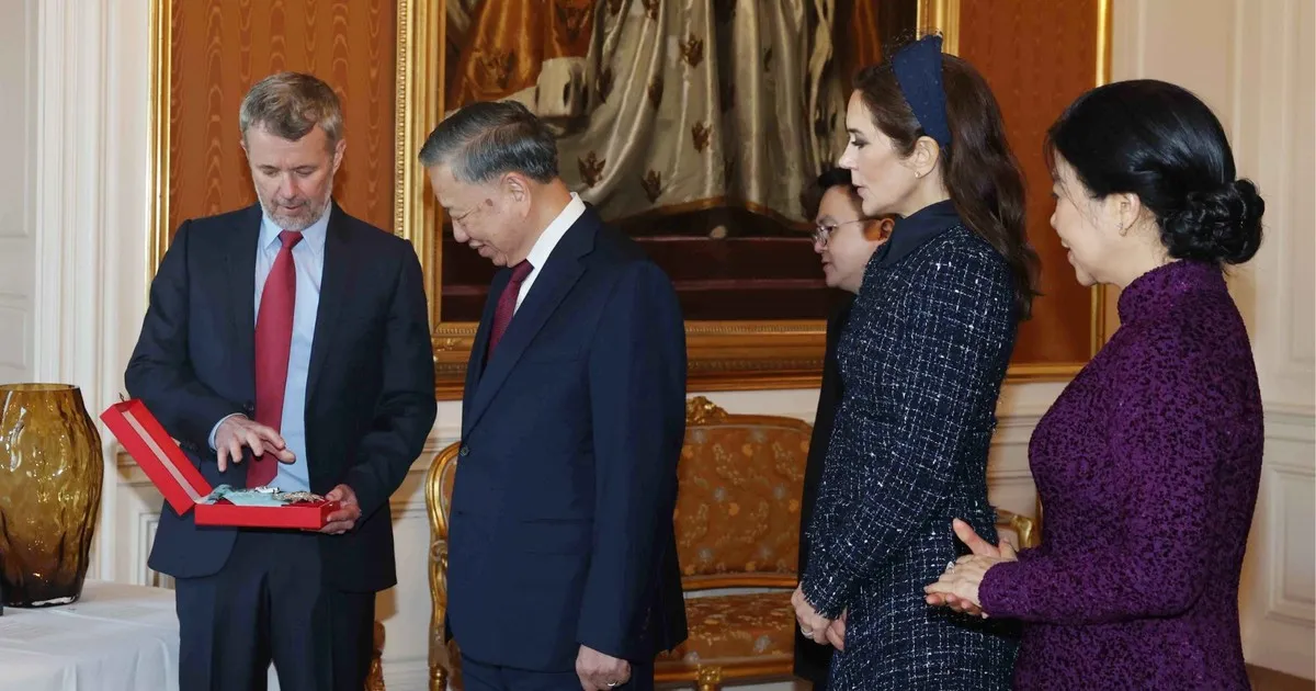 Tổng Bí thư, Chủ tịch nước Tô Lâm nhận Huân chương cao quý của Vương quốc Đan Mạch