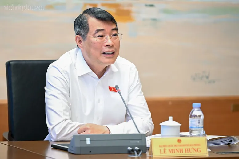 Theo Thủ tướng, Luật Đấu giá tài sản có mối liên hệ trực tiếp và gắn kết chặt chẽ với các luật chuyên ngành khác, nên cần rà soát kỹ để bảo đảm thống nhất, tránh xung đột - Ảnh: chinhphu.vn/Nhật Bắc