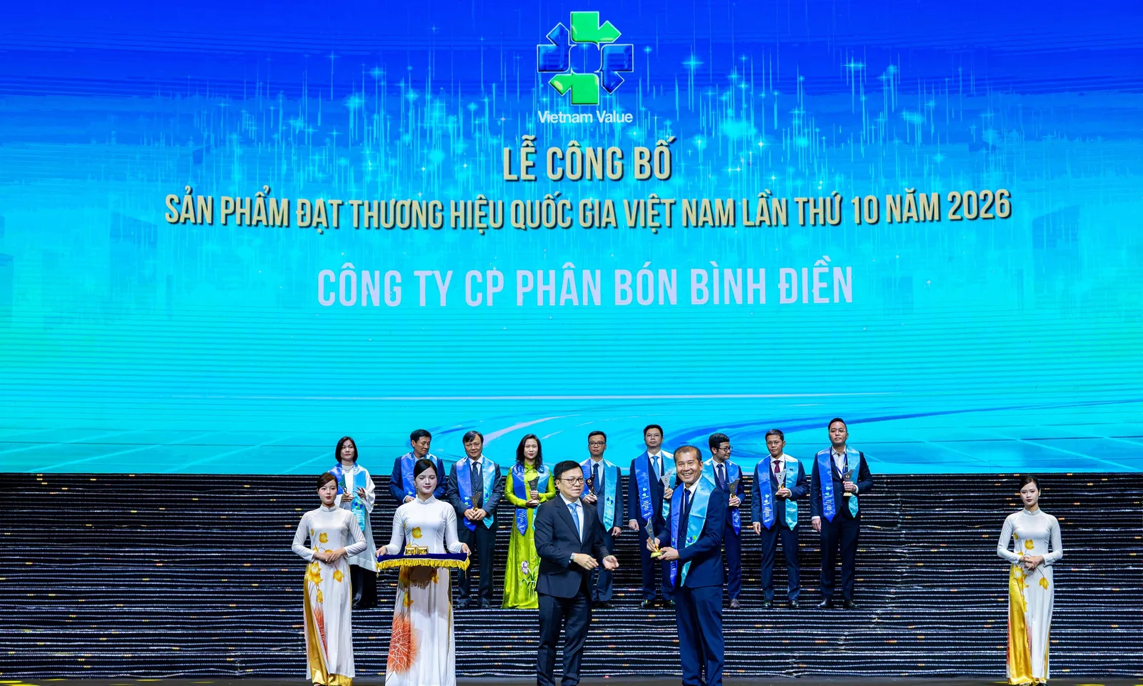 Thương hiệu Quốc gia “Phân bón Đầu Trâu” hoà cùng dòng chảy thương hiệu Việt từ Hành trình xanh