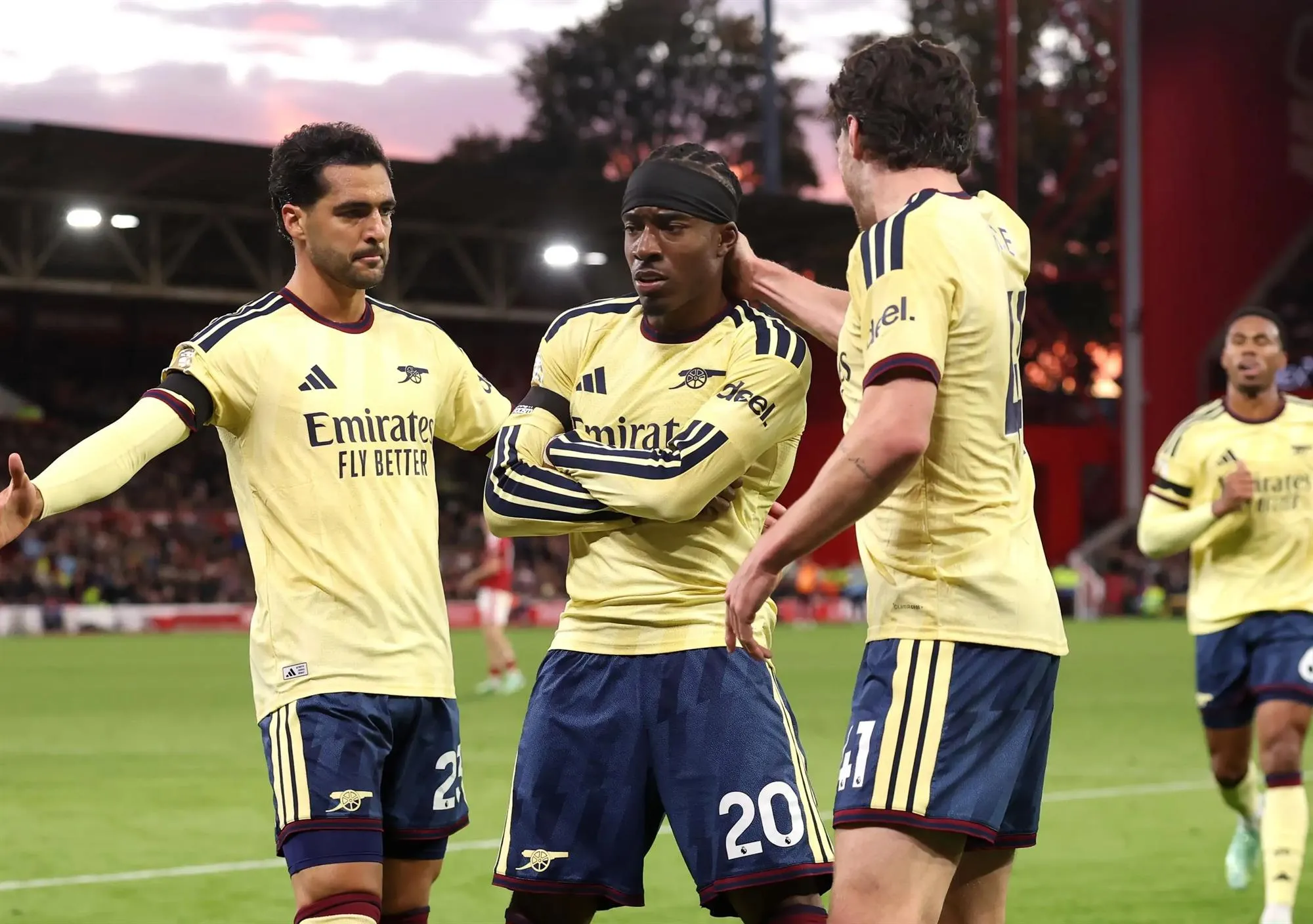 ngoai-hang-anh-arsenal