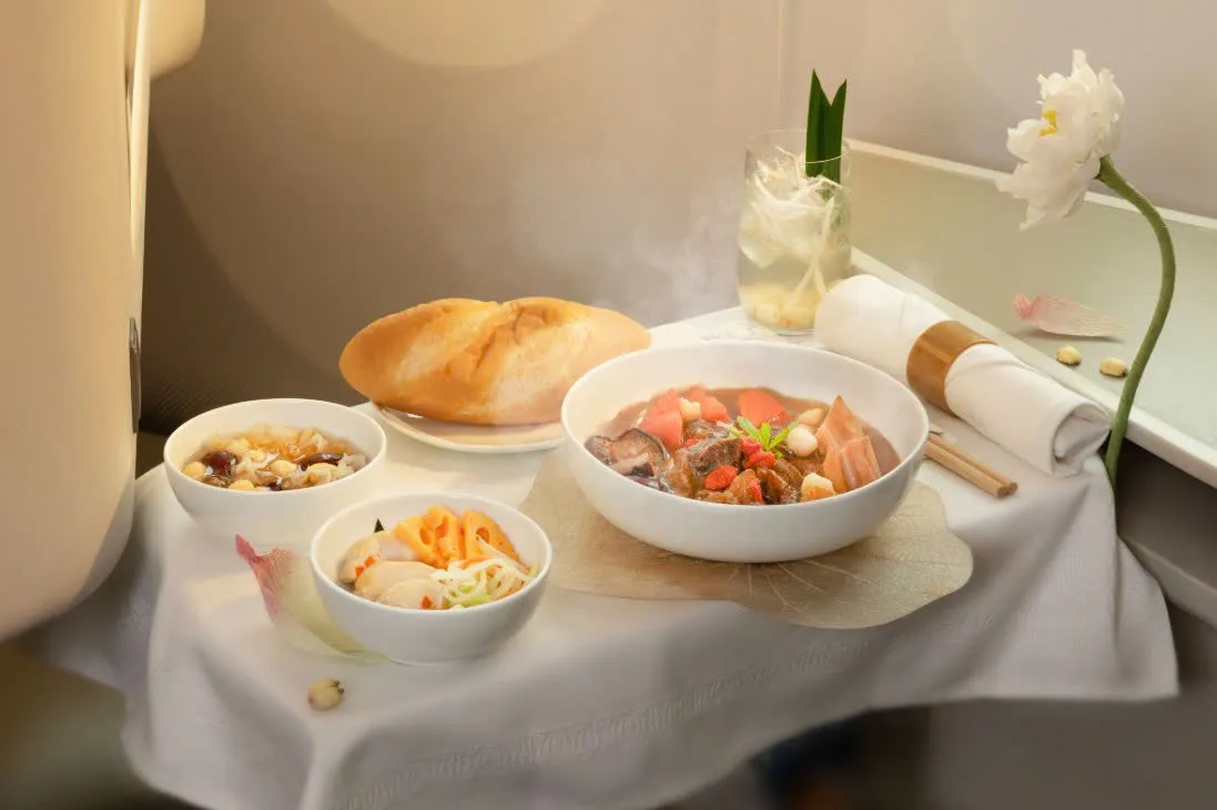 Dự án suất ăn "Chạm Sen" của Vietnam Airlines mang đậm bản sắc văn hóa Việt Nam