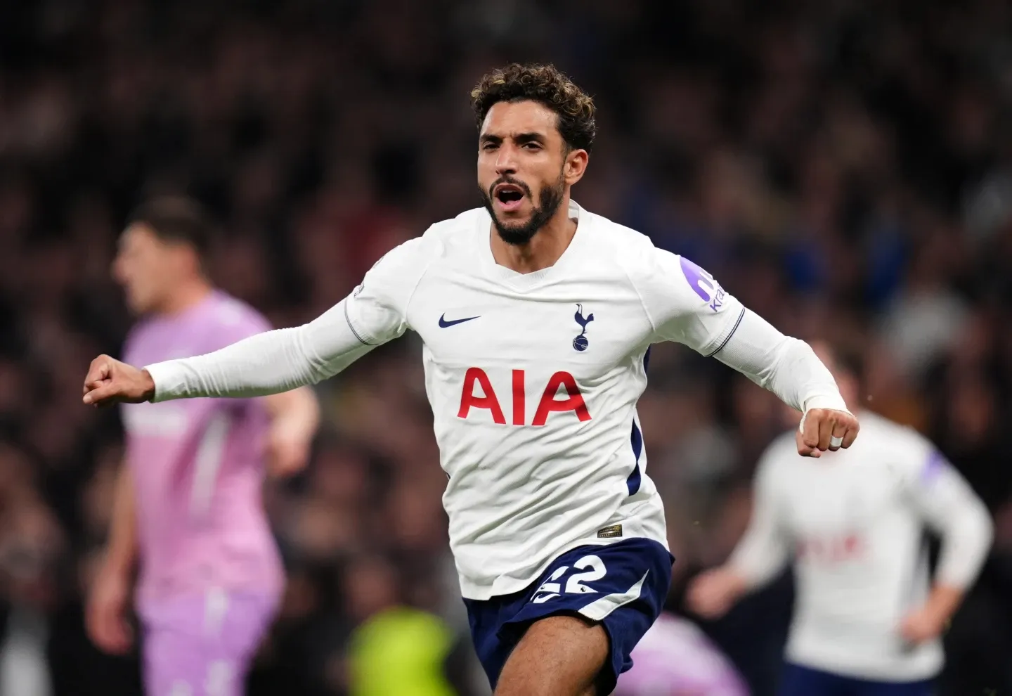 Omar Marmoush đã có bàn thắng đẹp mắt cho Tottenham (Ảnh: AP)