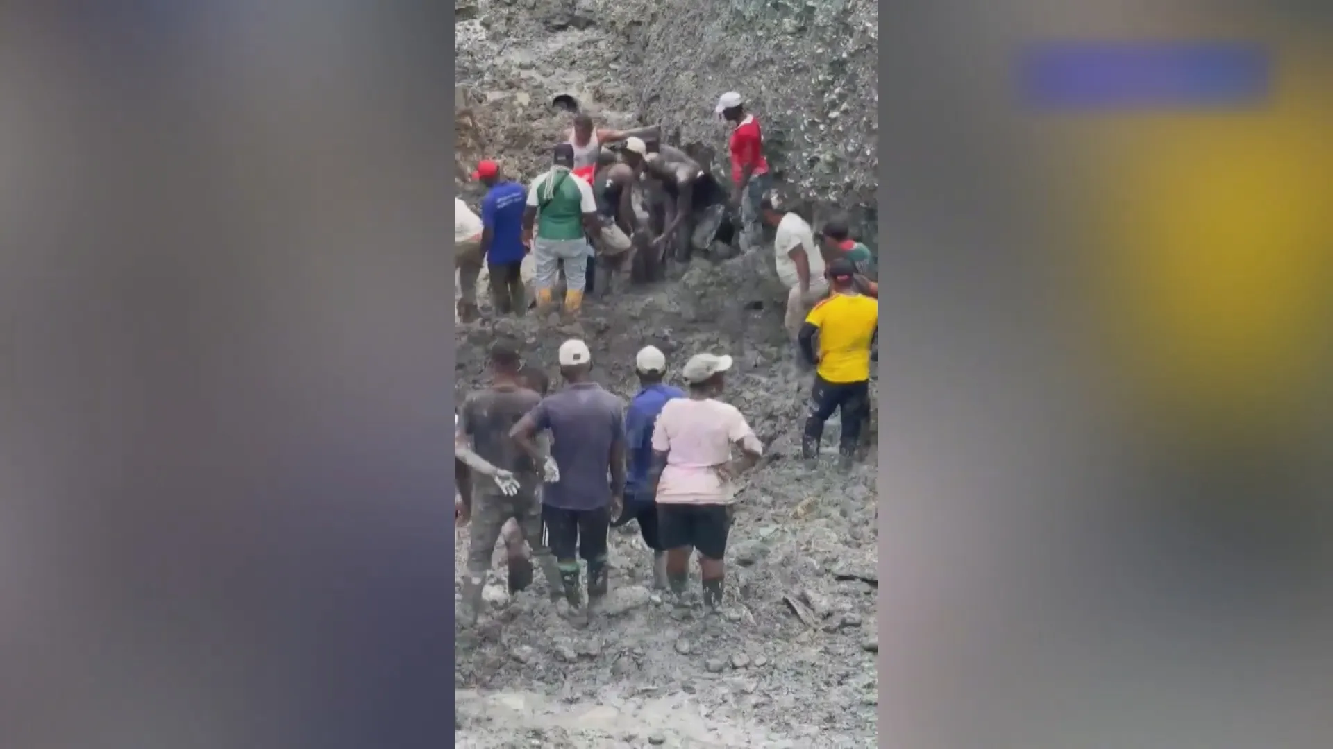 Colombia: Sập mỏ vàng trái phép, hơn 20 người thương vong - Ảnh 1.
