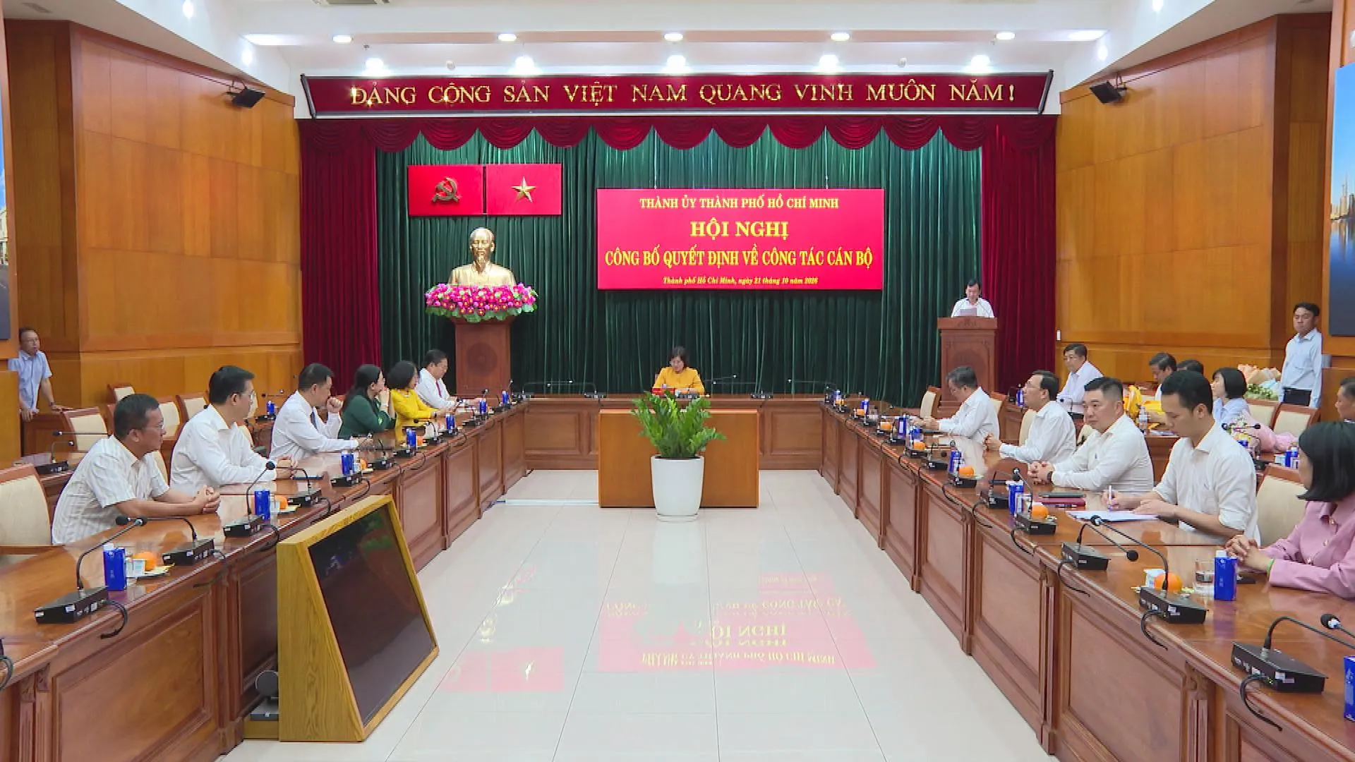 HTV và Trường Đại học Văn hóa TP. Hồ Chí Minh ký kết ghi nhớ hợp tác | Thời sự HTV ngày 21/10/2026 - Ảnh 3.