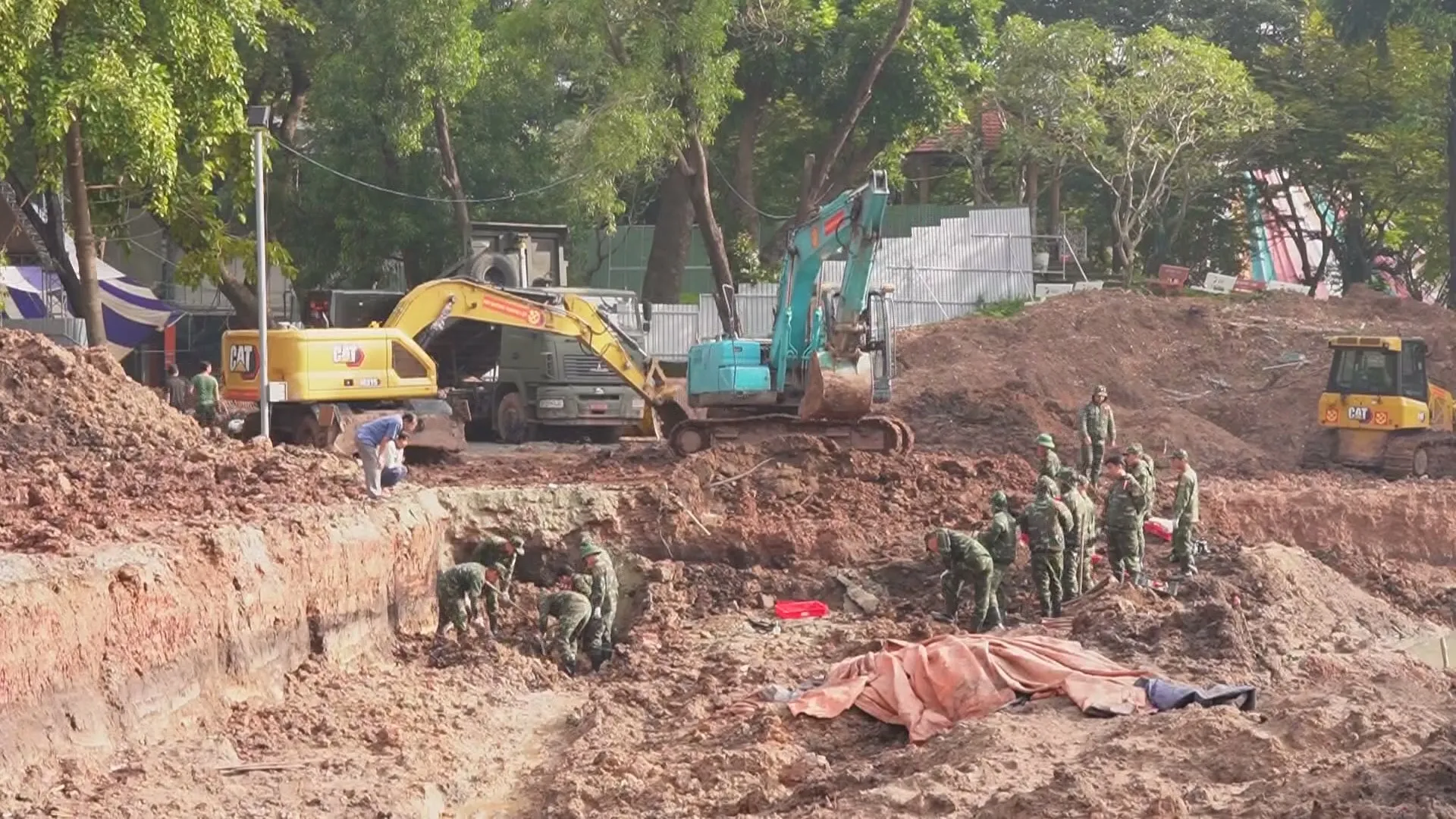 TP. Hồ Chí Minh: Xe buýt điện 2 tầng đầu tiên đi vào hoạt động | 60 Giây Sáng ngày 21/10/2026 - Ảnh 2.