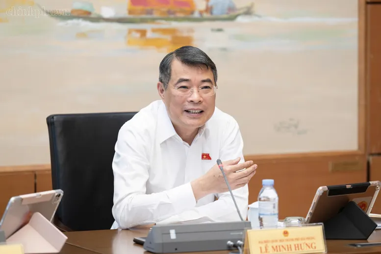 Thủ tướng Lê Minh Hưng phát biểu thảo luận tại tổ (Ảnh: chinhphu.vn/Nhật Bắc)