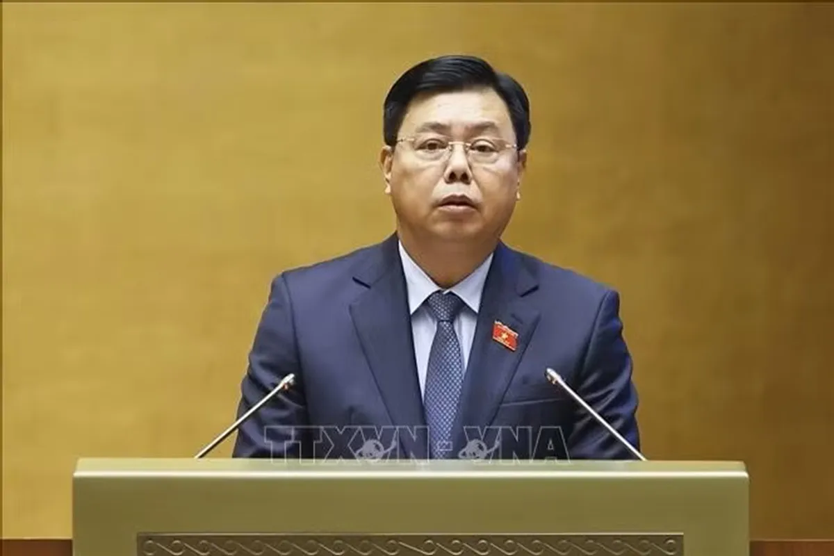 Bộ trưởng Bộ Nội vụ Nguyễn Tiến Hải,