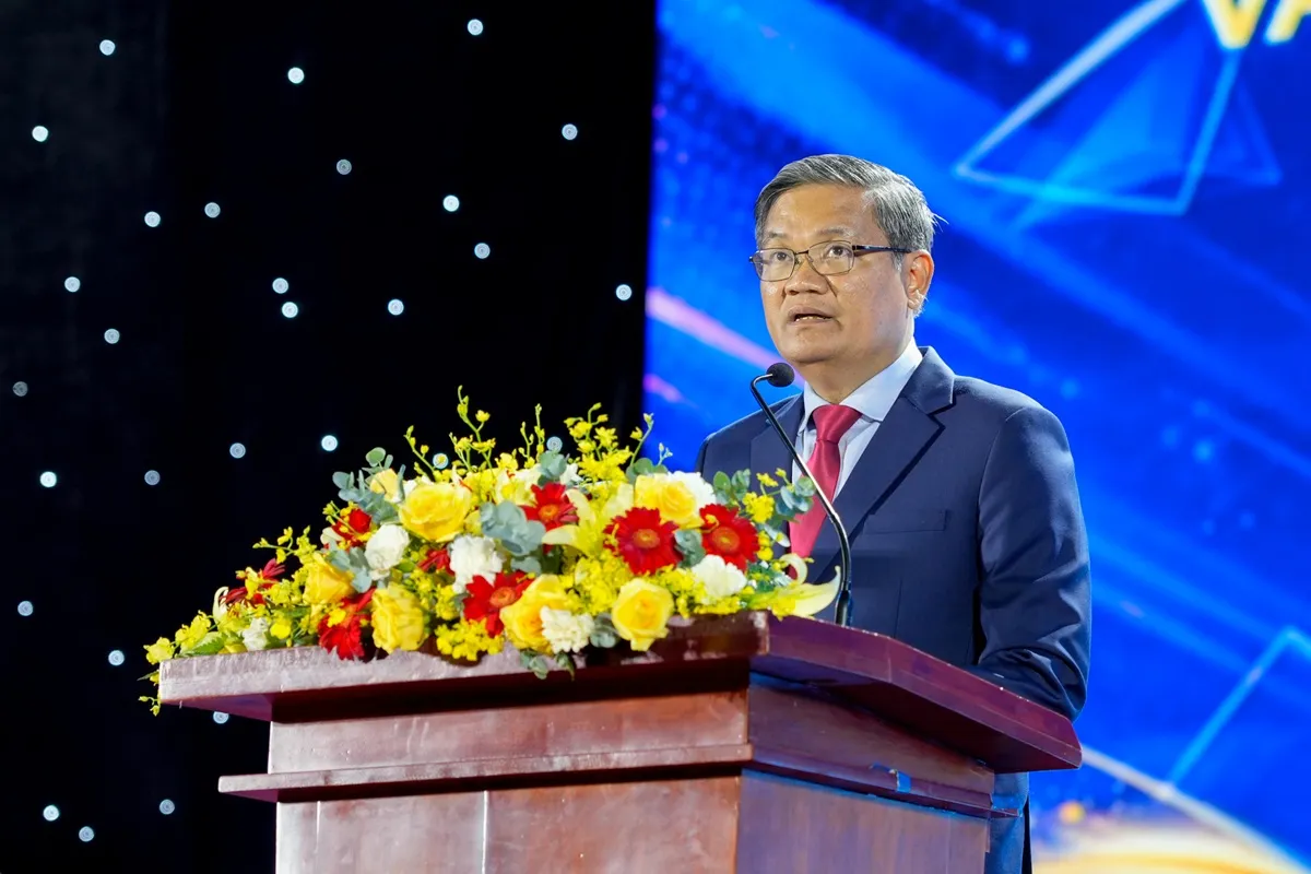 GS.TS. Nguyễn Minh Hà - Hiệu trưởng Trường Đại học Mở TP.HCM