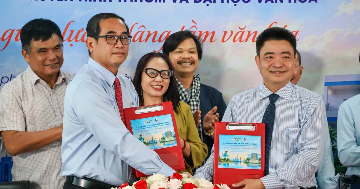HTV và Trường Đại học Văn hóa TP. Hồ Chí Minh ký kết hợp tác phát triển nguồn lực văn hóa, truyền thông