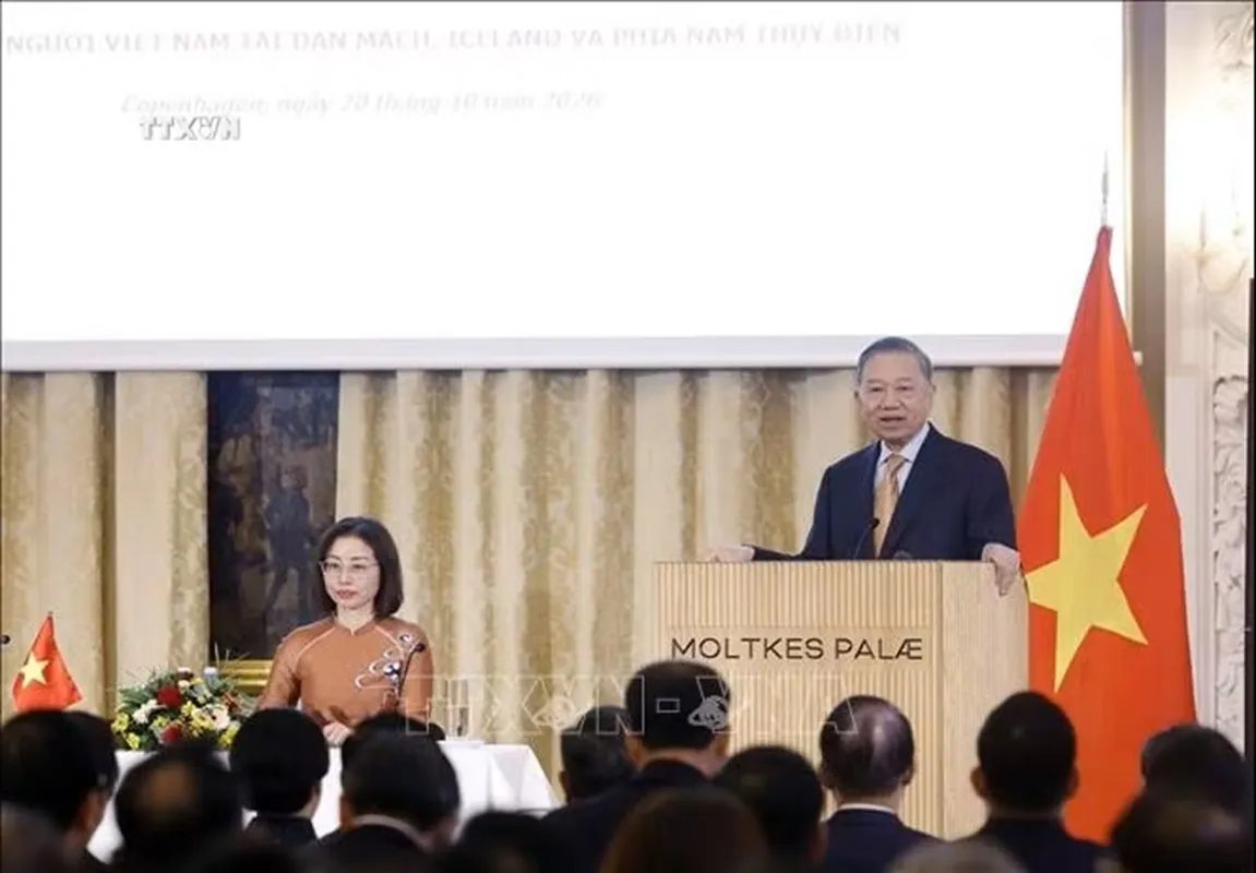 ổng Bí thư, Chủ tịch nước Tô Lâm nói chuyện thân mật với cán bộ, nhân viên Đại sứ quán Việt Nam tại Đan Mạch và cộng đồng người Việt Nam tại Đan Mạch, Iceland và Nam Thuỵ Điển