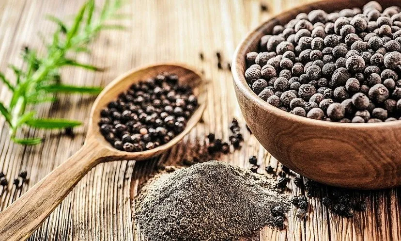 Giá hồ tiêu ngày 22/10: Giá trong nước dao động 137.000-139.500 đồng/kg